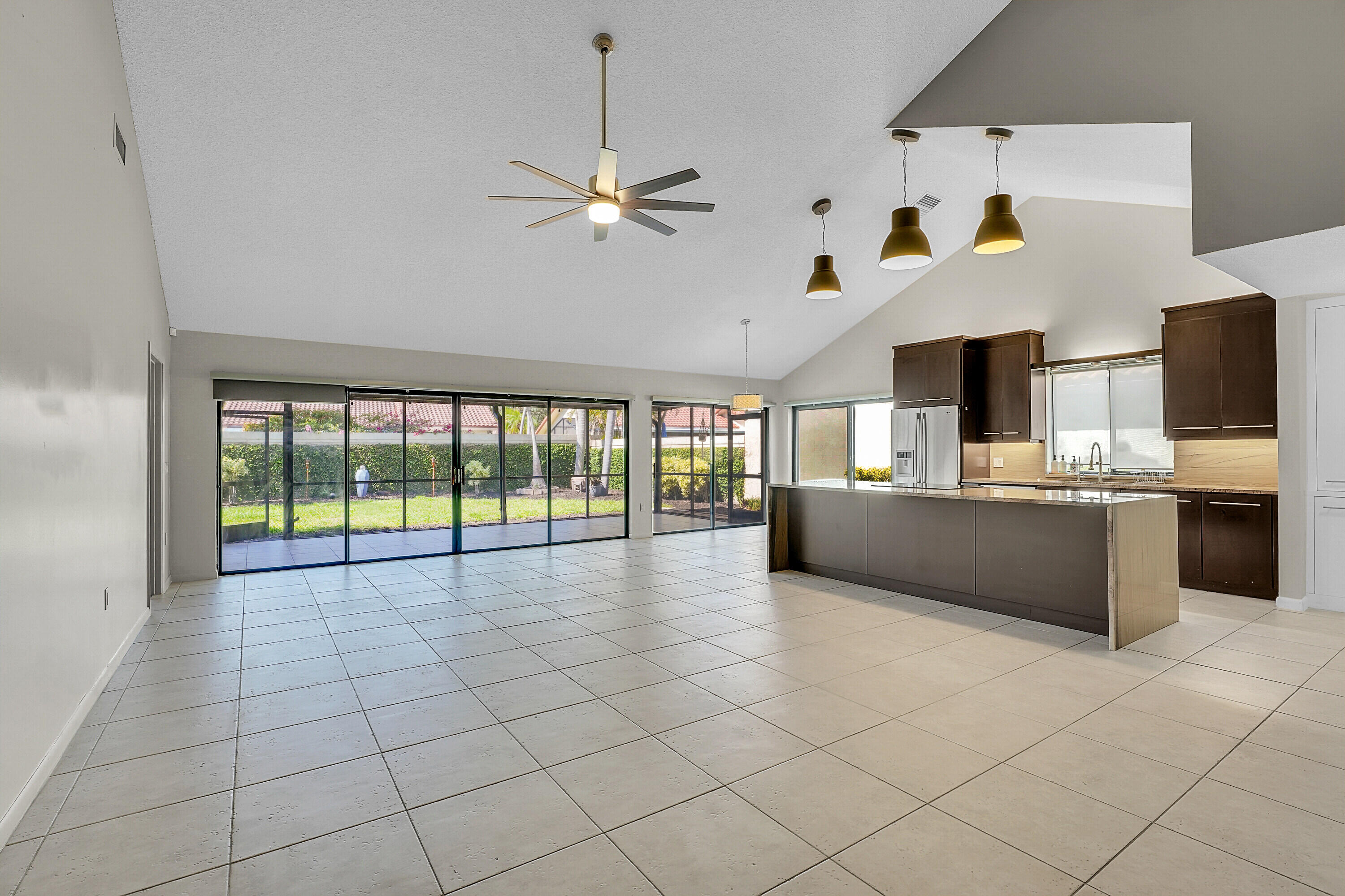 2800 Eagle Lane