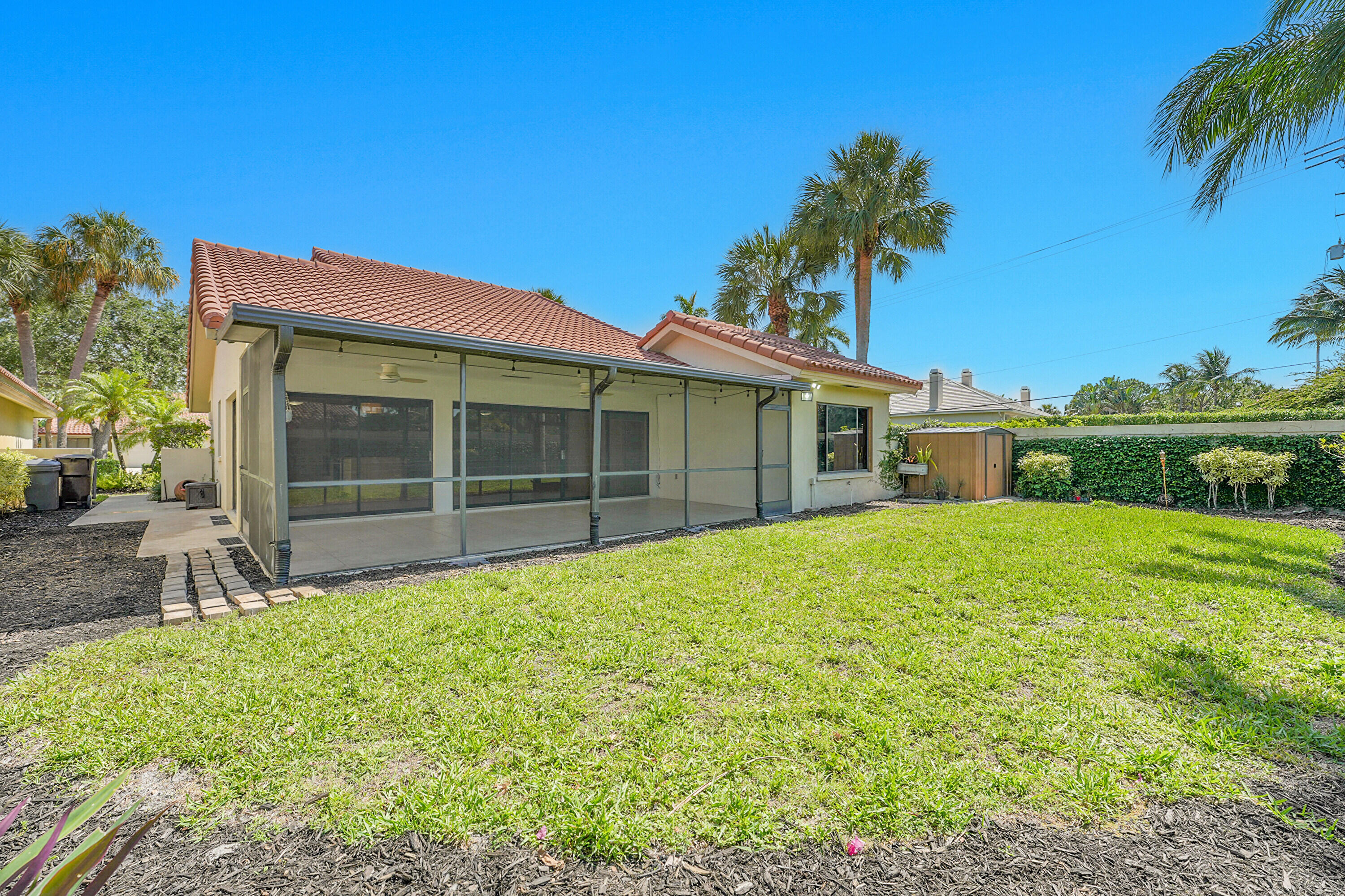 2800 Eagle Lane
