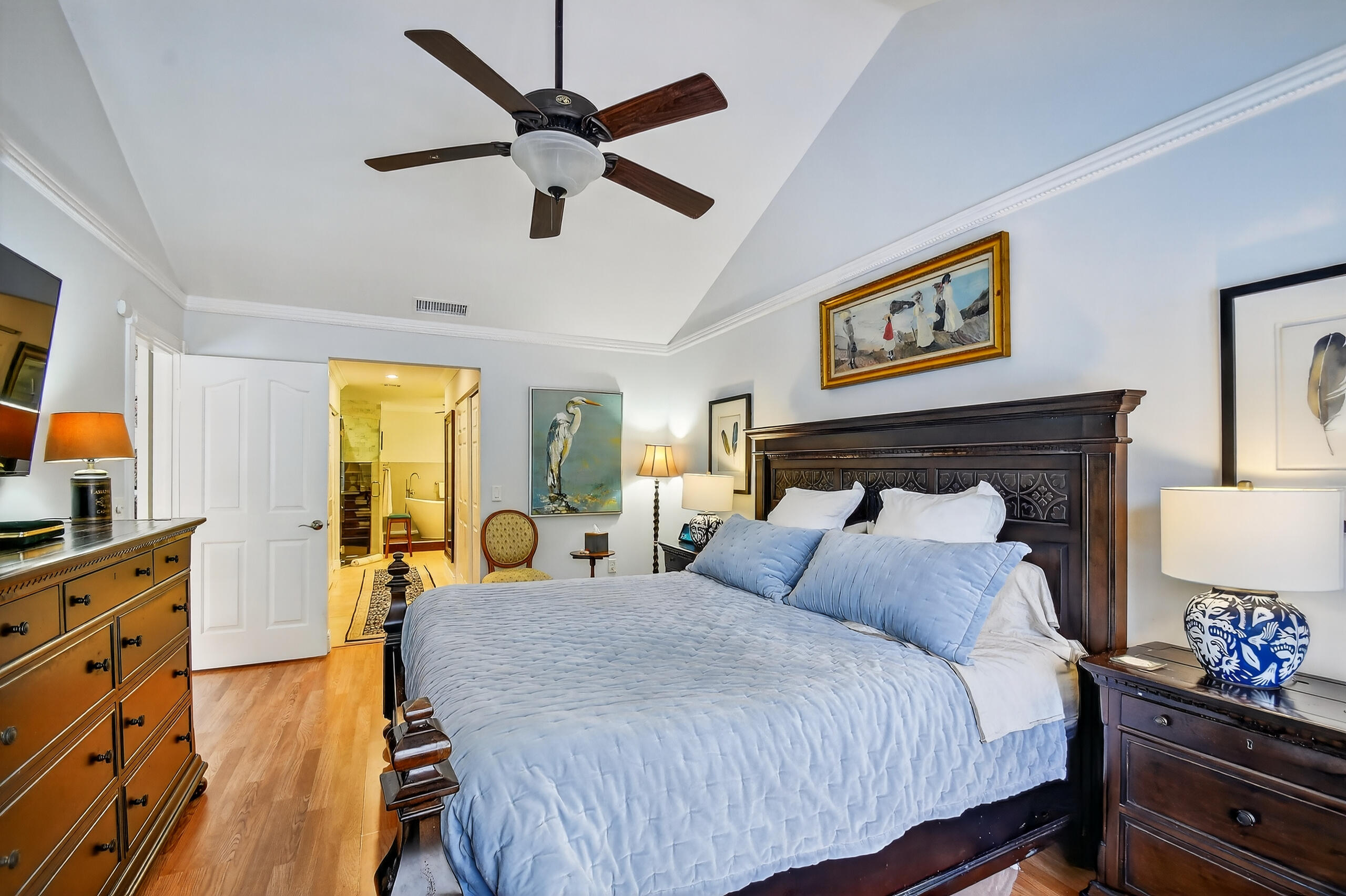 2535 Iroquois Circle