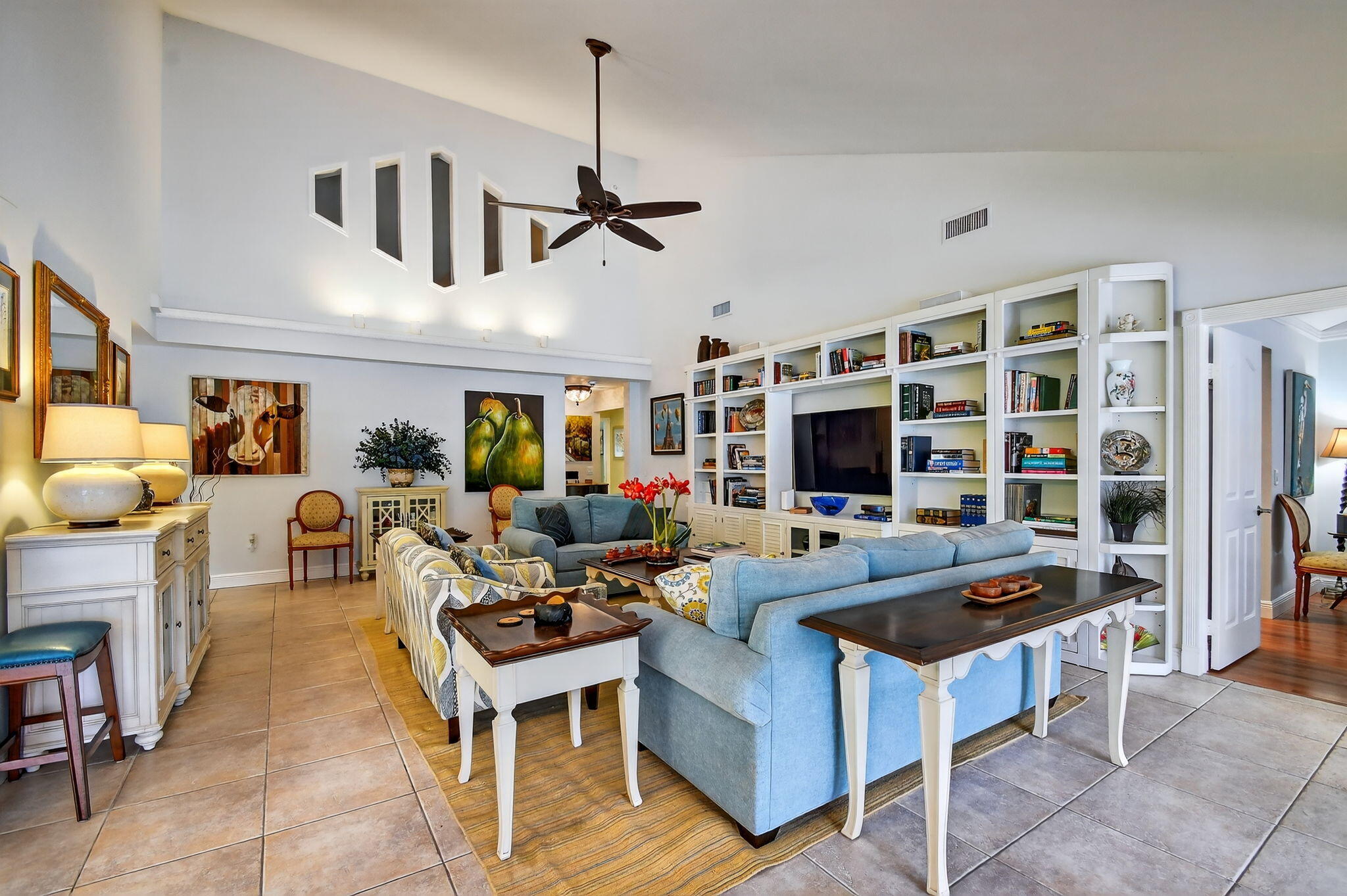 2535 Iroquois Circle