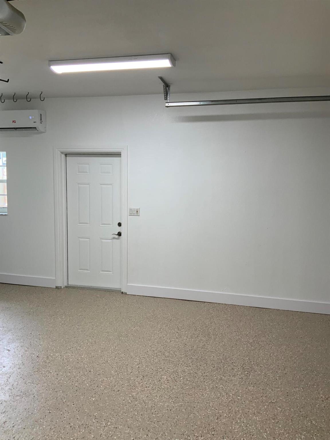 2070 NE 27th Street NE