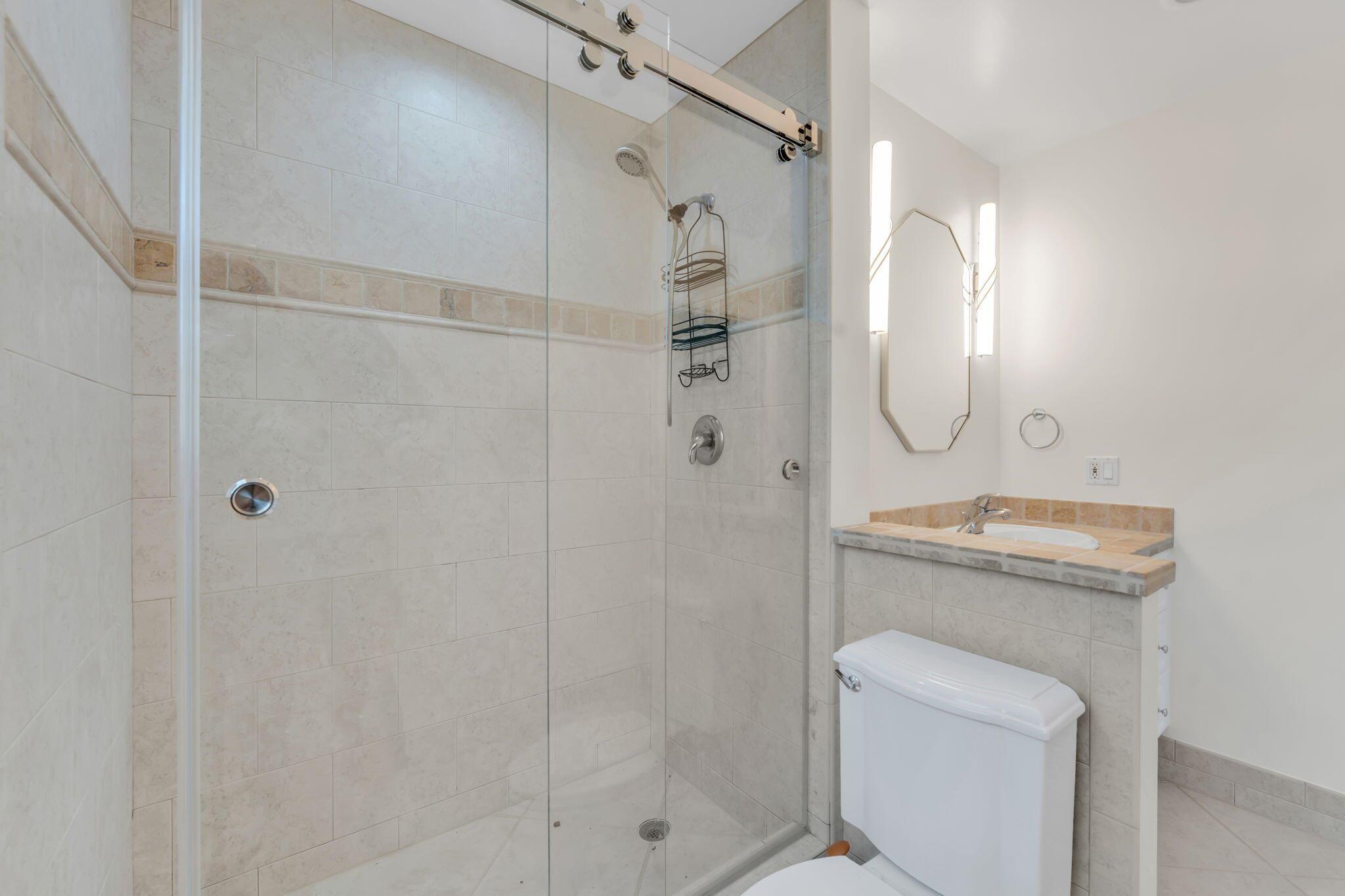 2070 NE 27th Street NE