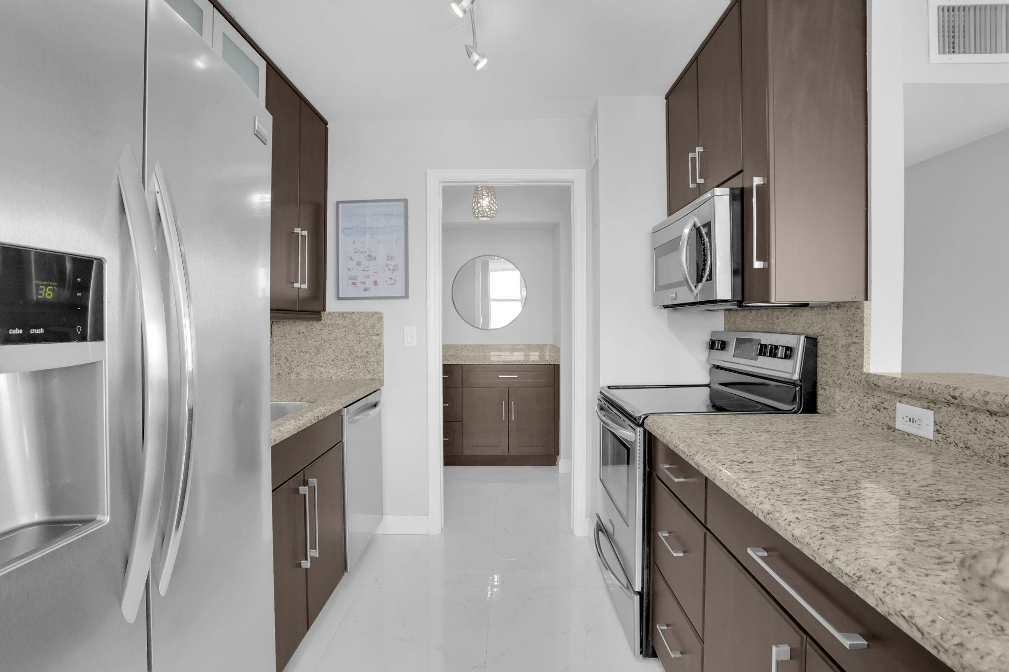 2121 N Ocean Boulevard 1008e