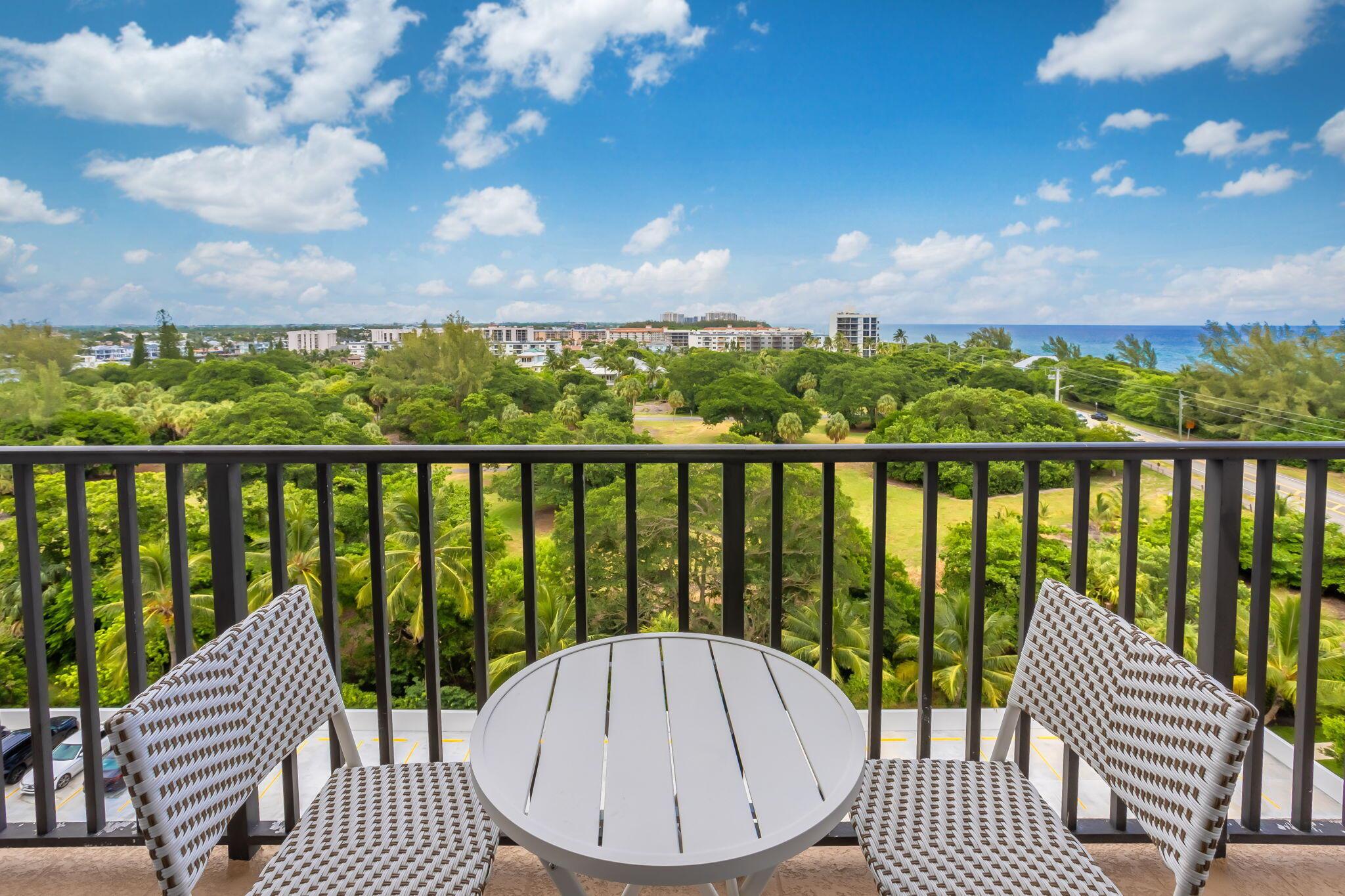 2121 N Ocean Boulevard 1008e