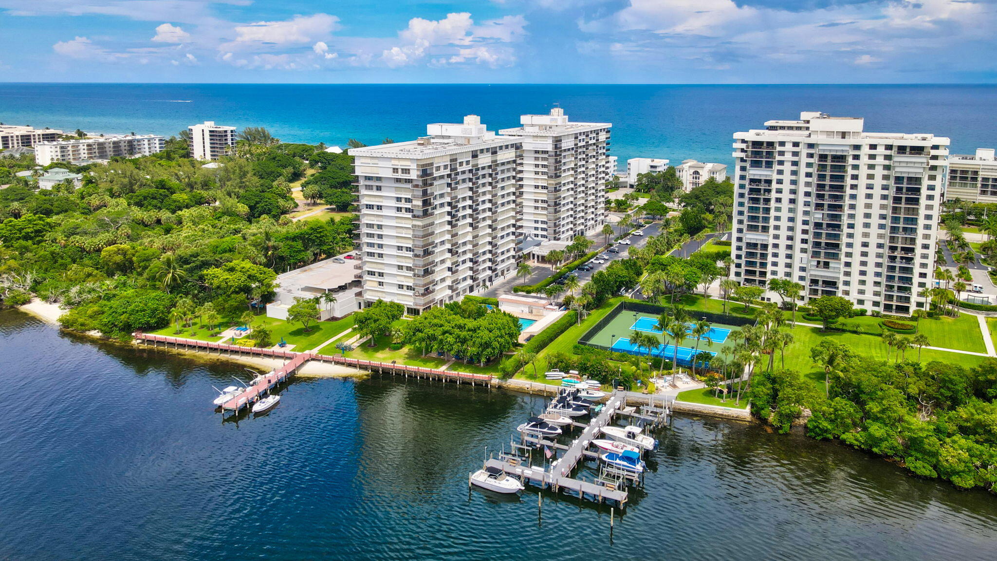 2121 N Ocean Boulevard 1008e