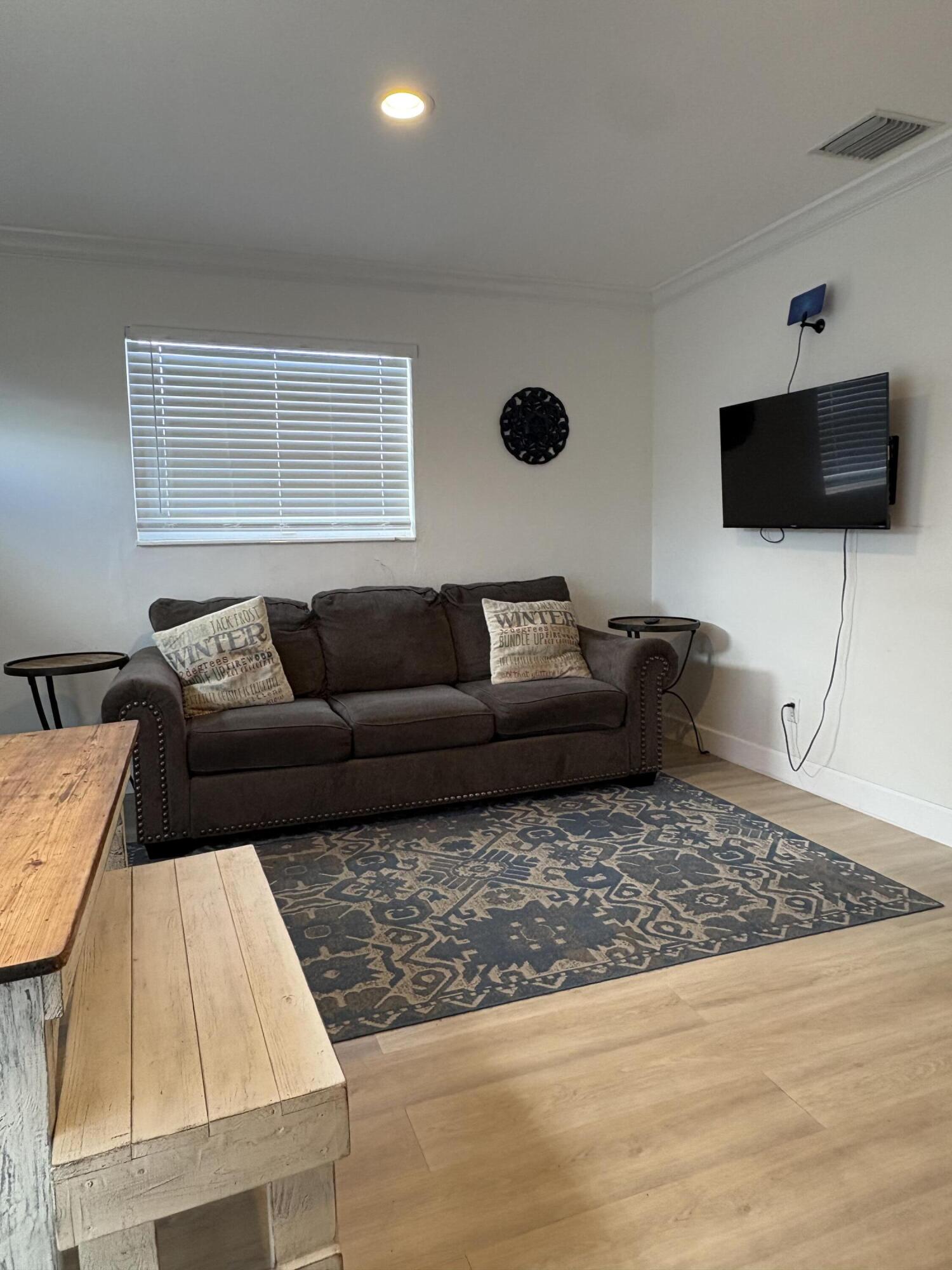 1617 SE 4 Street 1