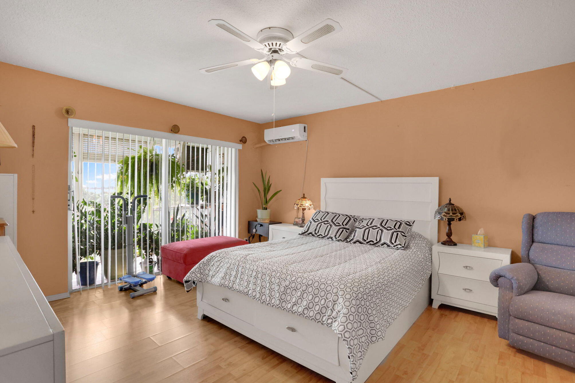 4800 Hillcrest Lane 503