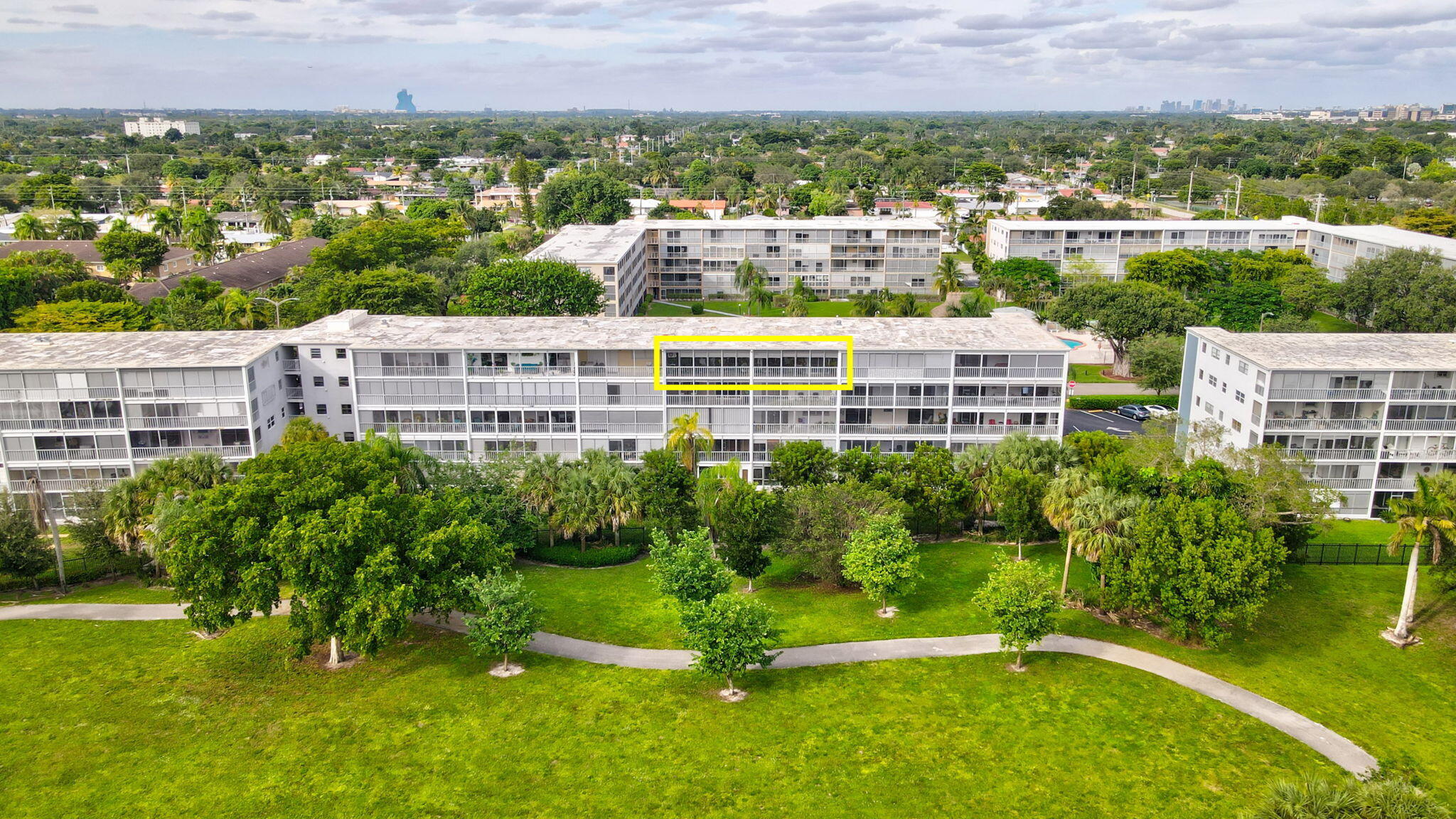 4800 Hillcrest Lane 503