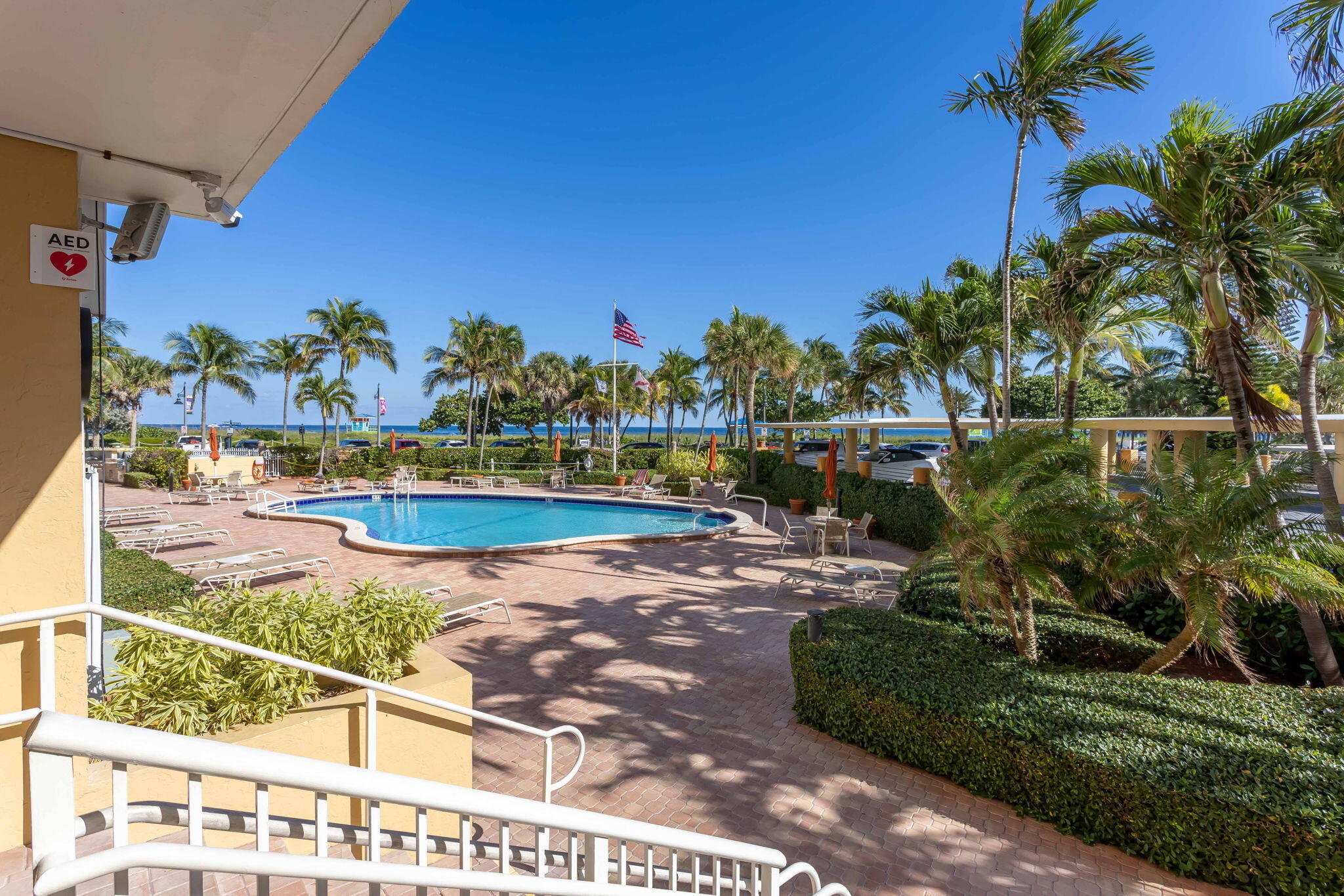 328 N Ocean Boulevard 104