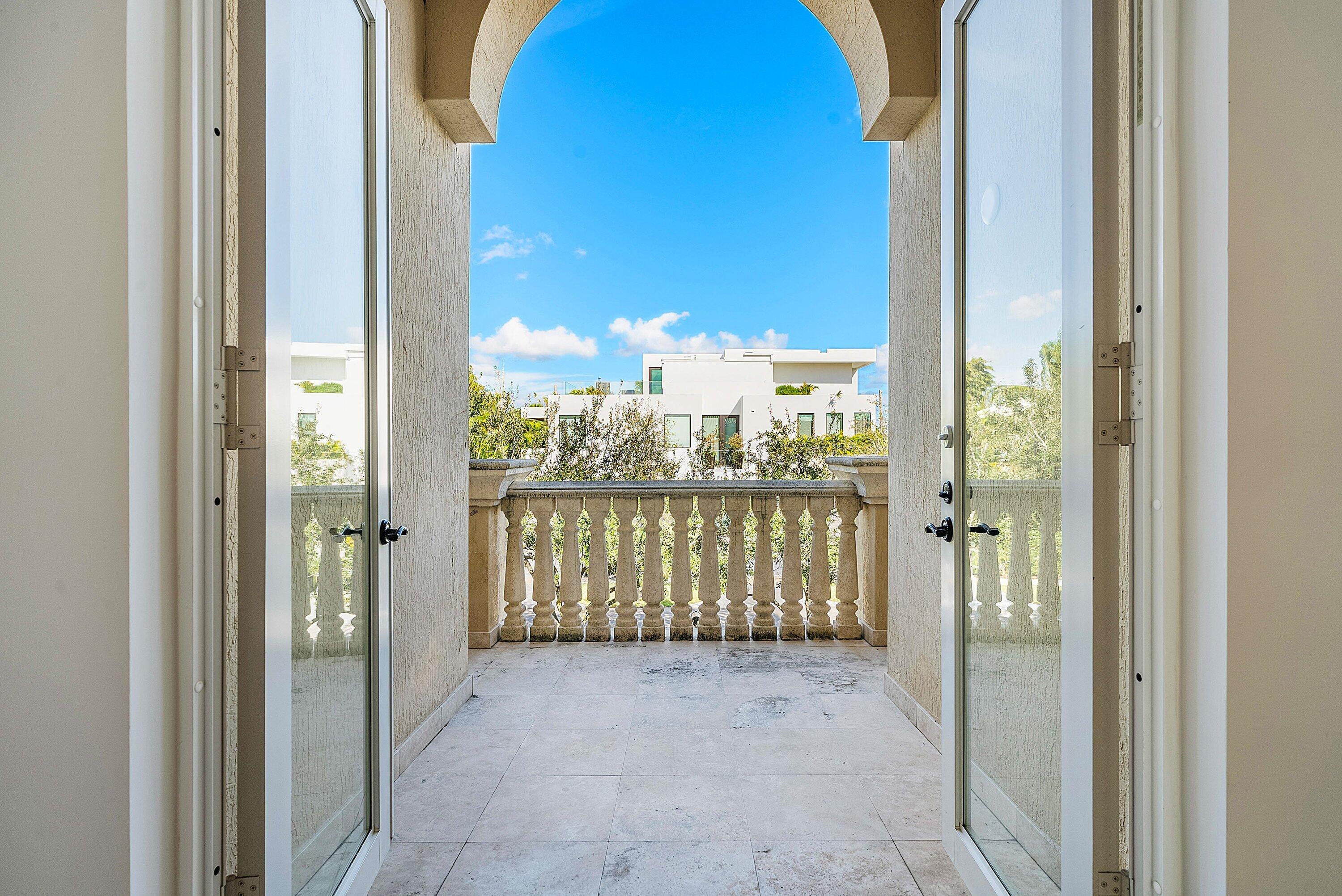 398 NE 7th Street