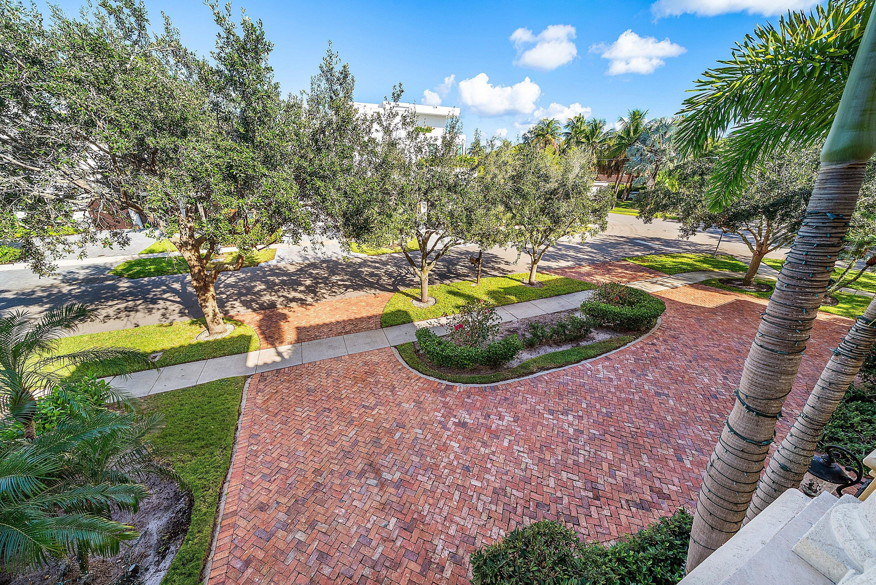 398 NE 7th Street
