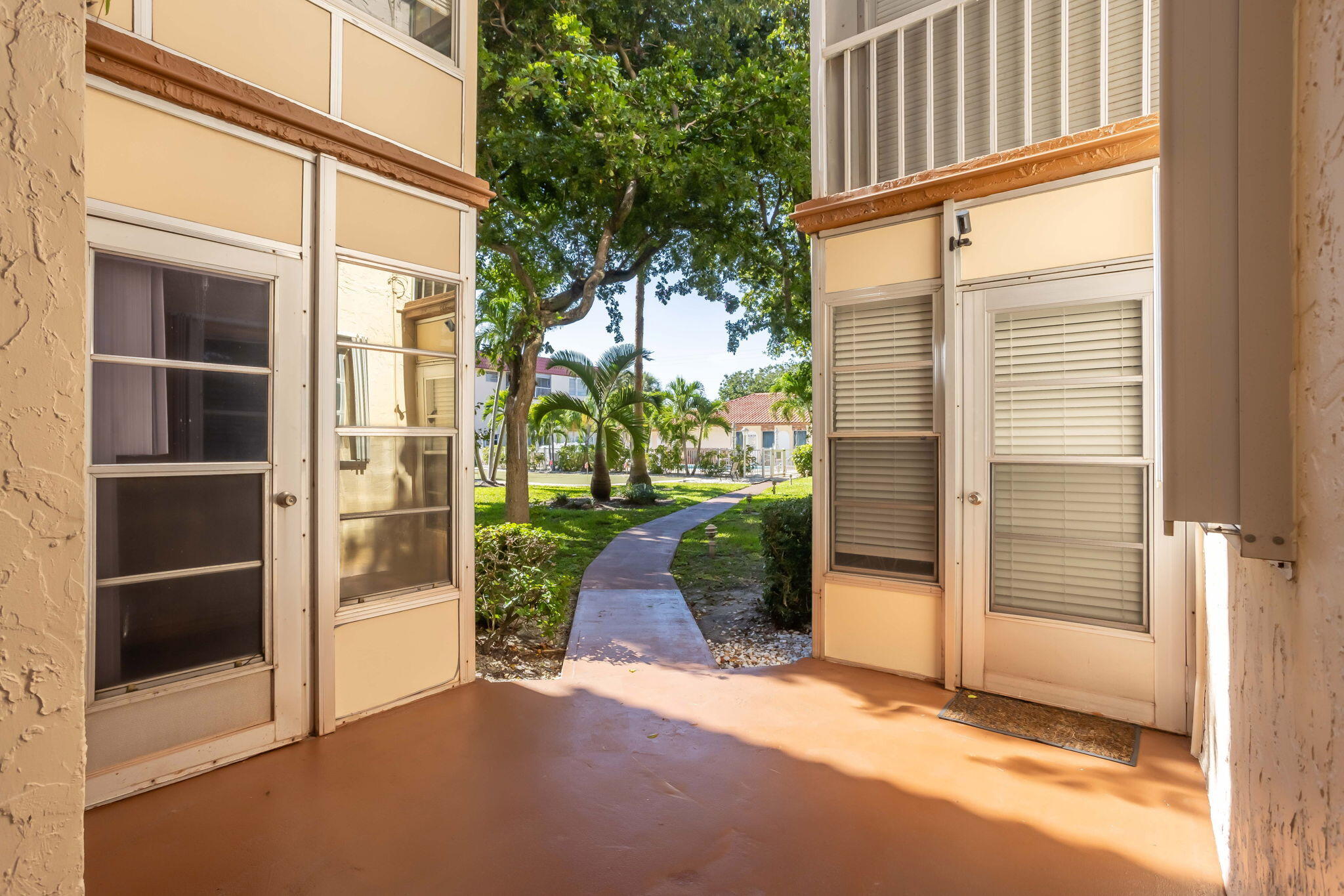 700 SE 6 Avenue 107