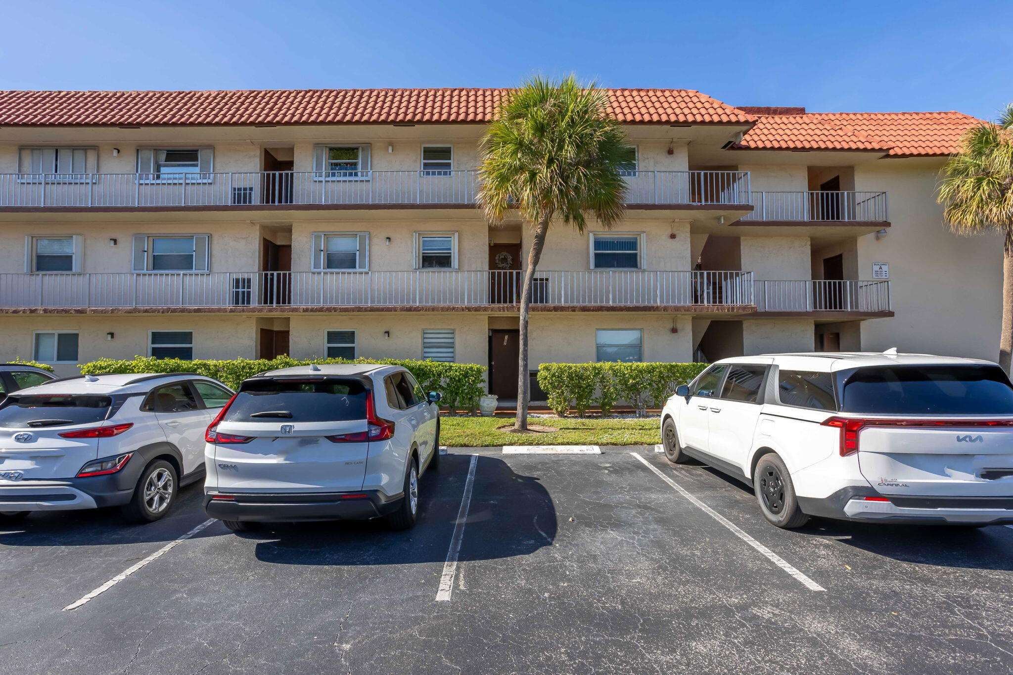 700 SE 6 Avenue 107