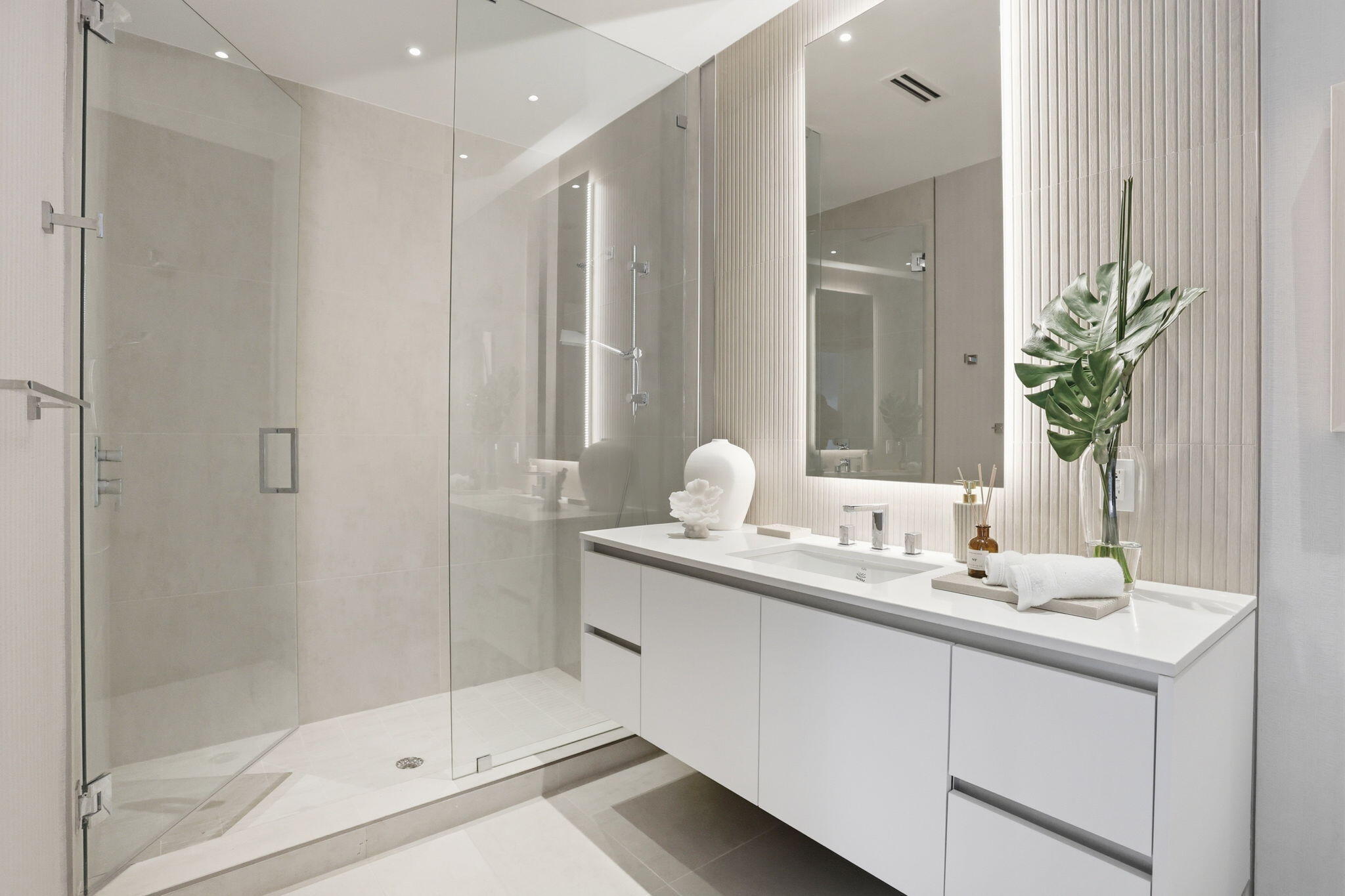 407 N Riverside Drive 205, Pompano Beach Unit: 205