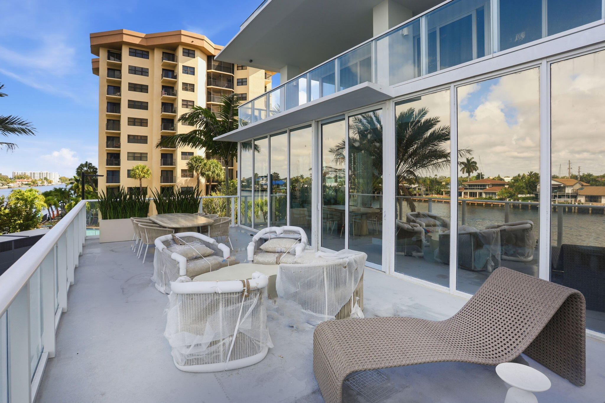 407 N Riverside Drive 205, Pompano Beach Unit: 205