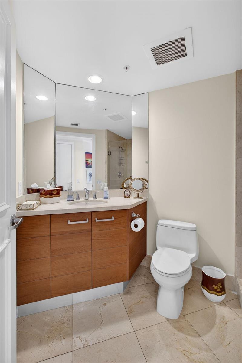 3610 Gardens Parkway # 601a