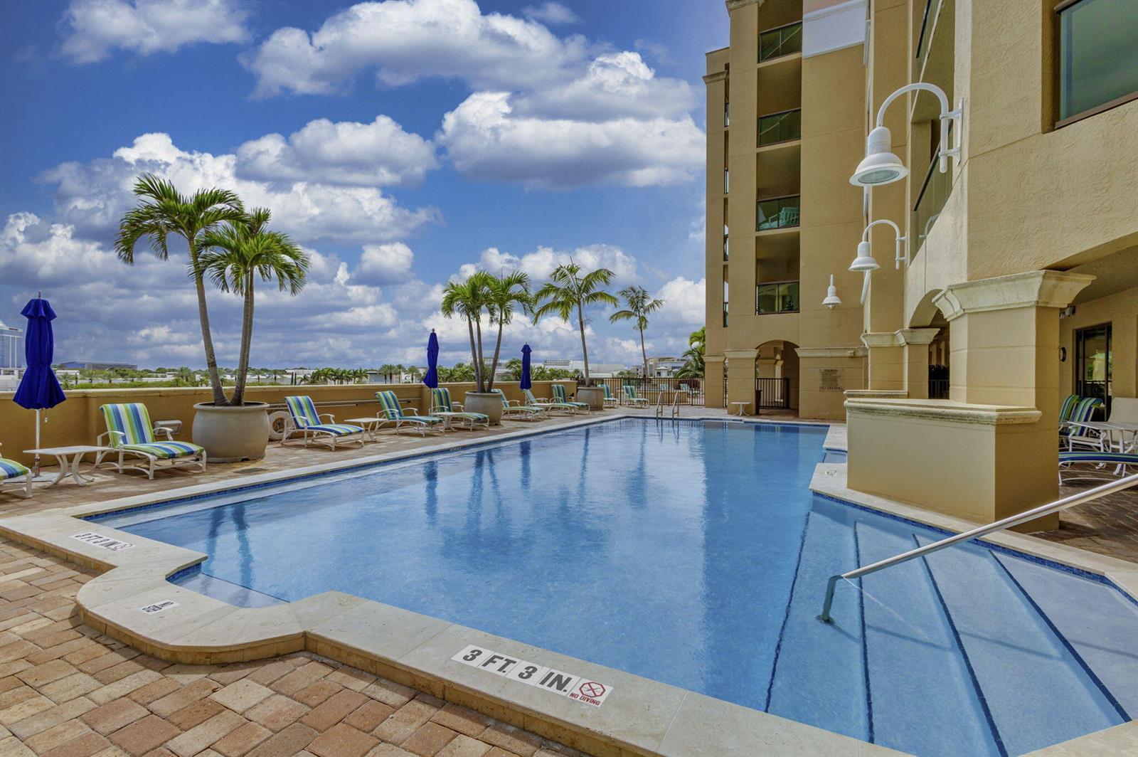 3610 Gardens Parkway # 601a