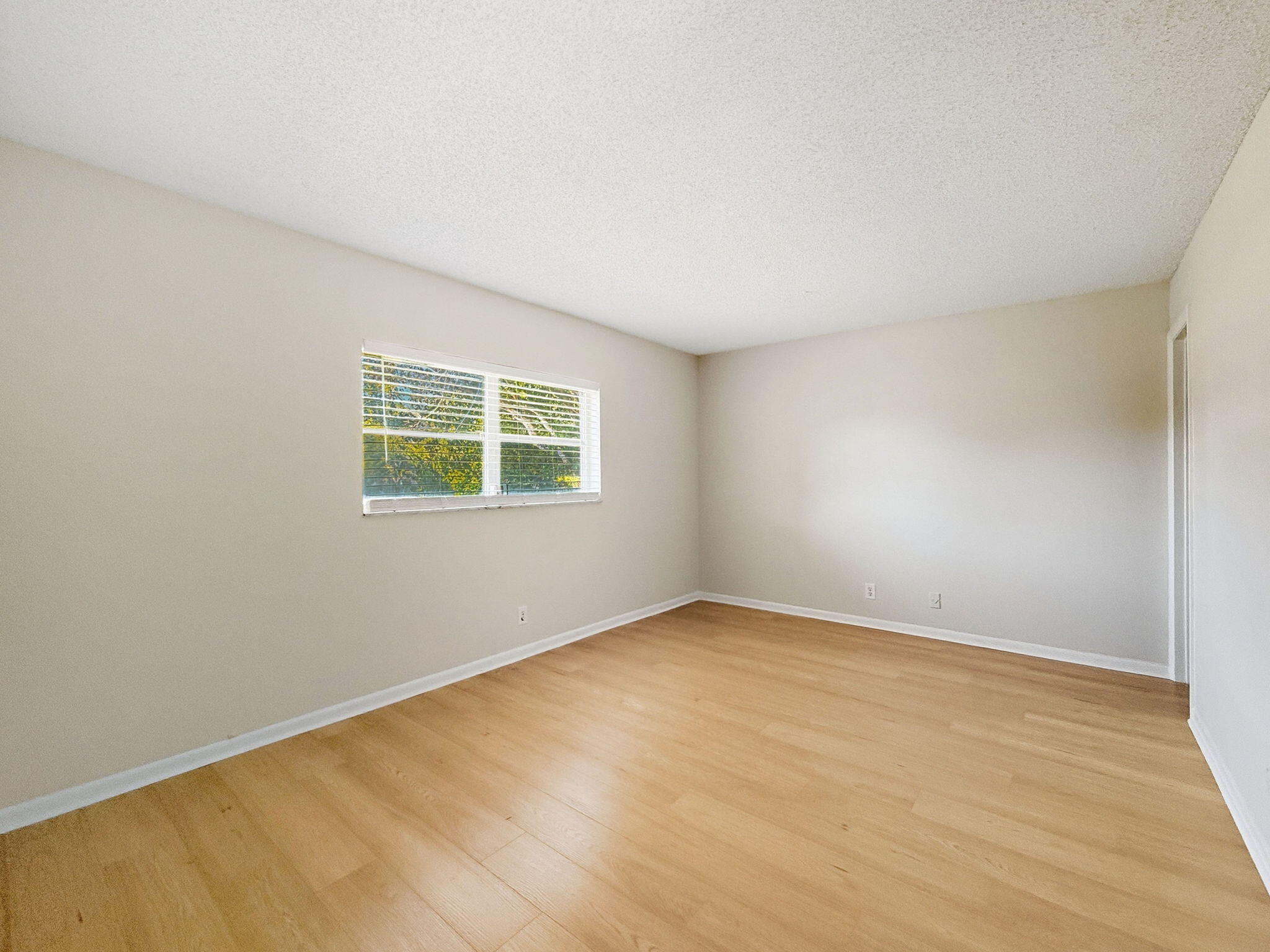 9374 SW Sw 3rd Street Street 714