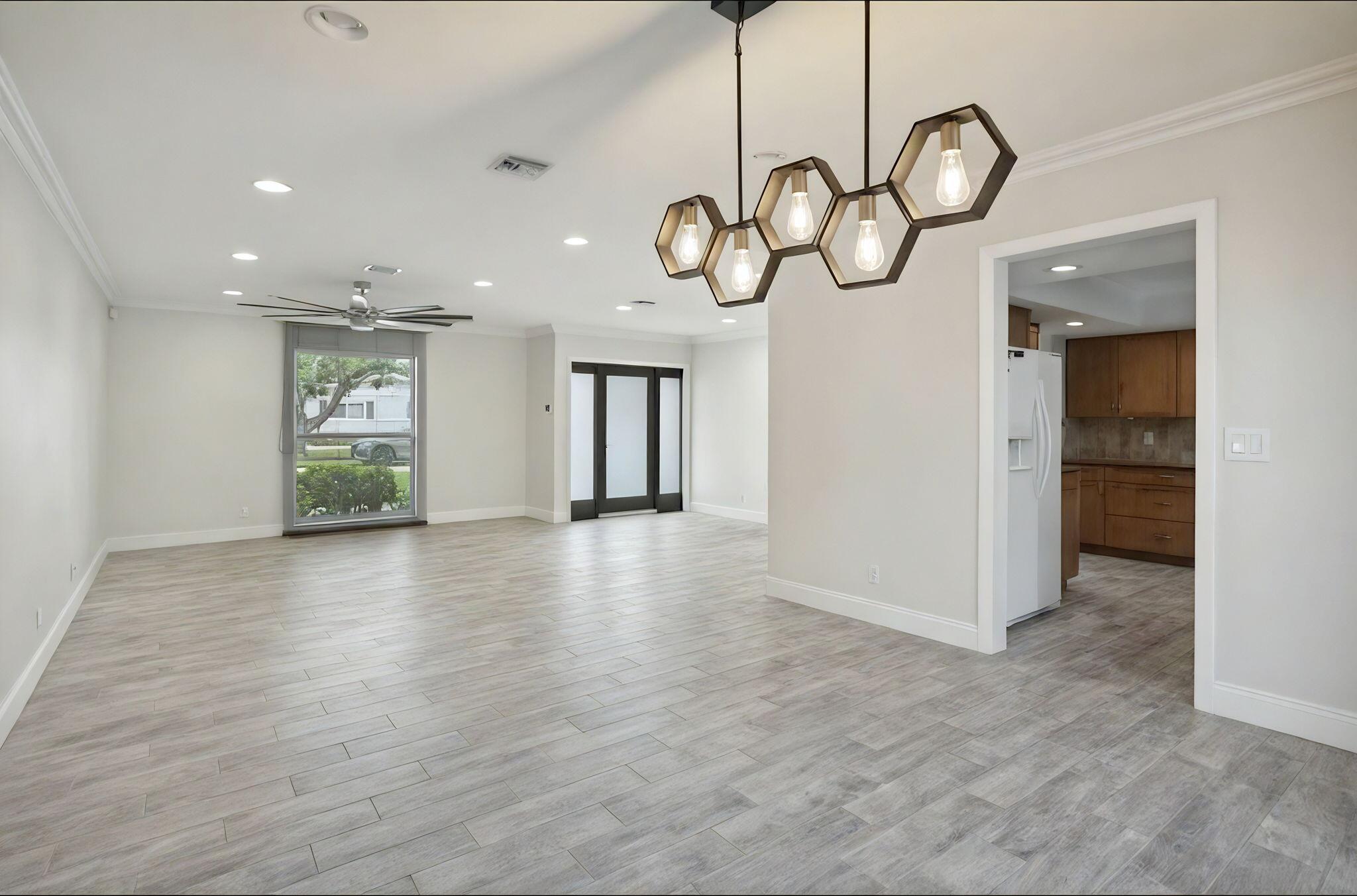 603 SE 7th Avenue