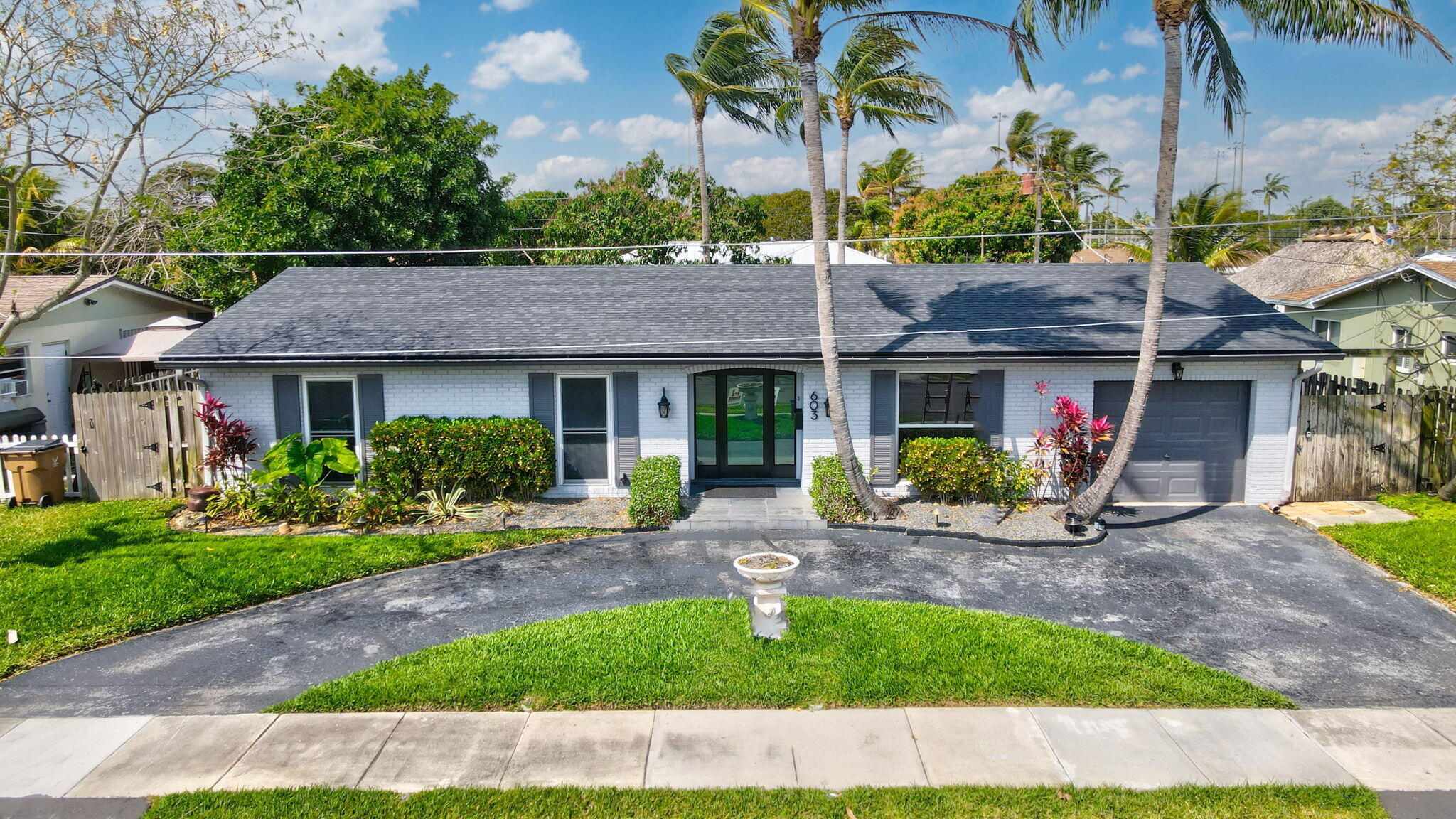 603 SE 7th Avenue