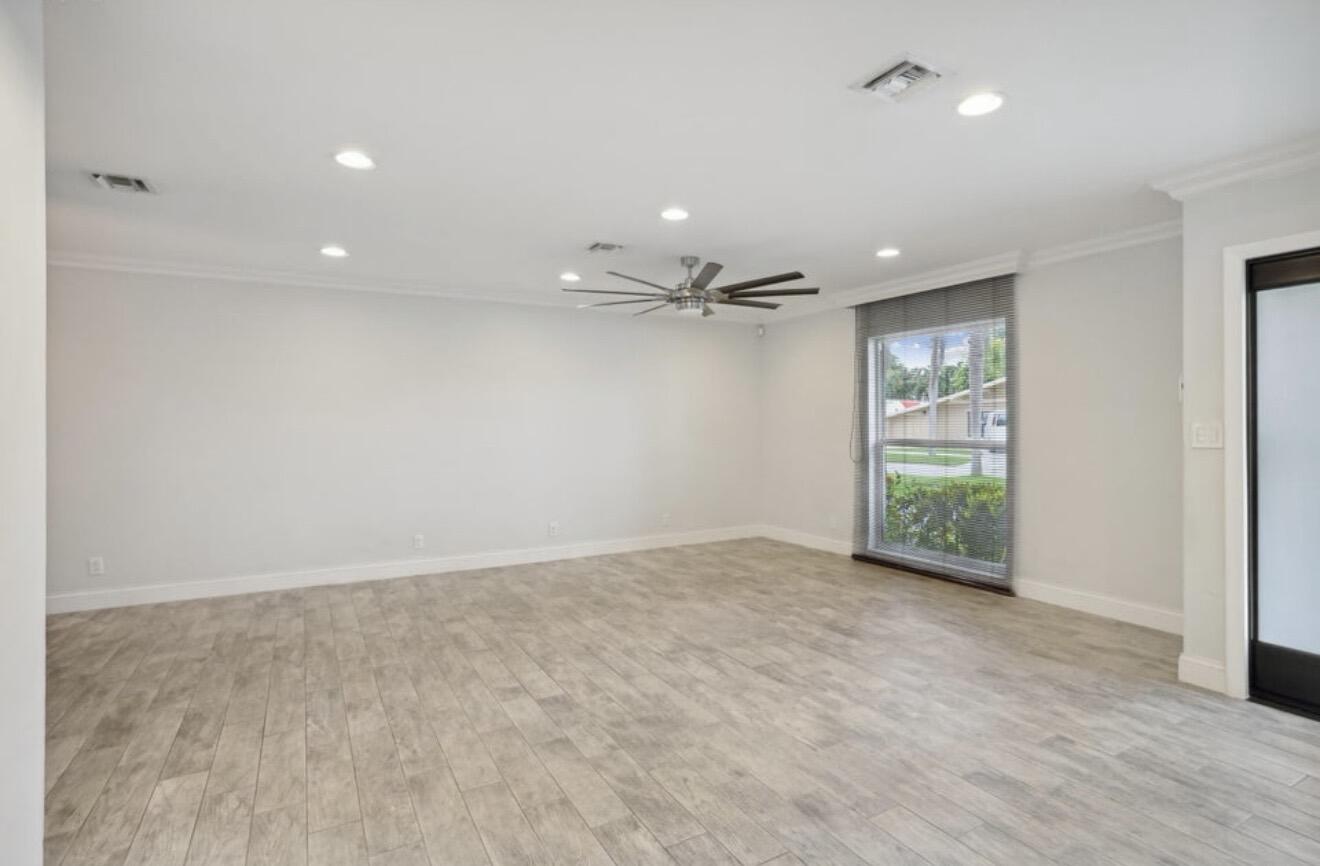 603 SE 7th Avenue