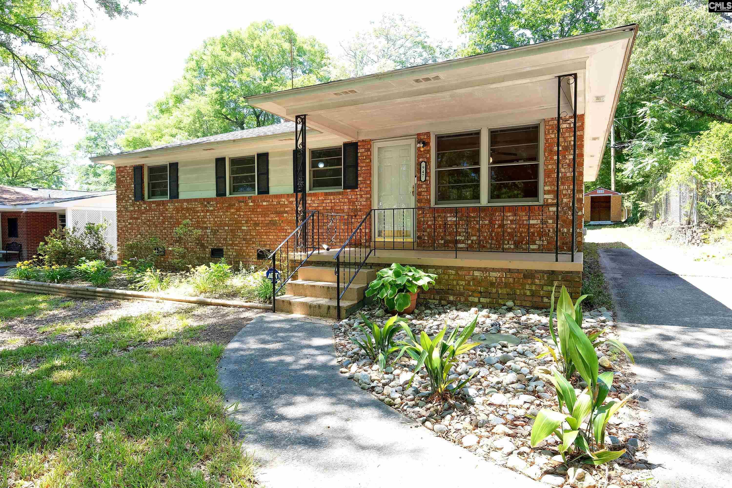 947 Laurie Ln
