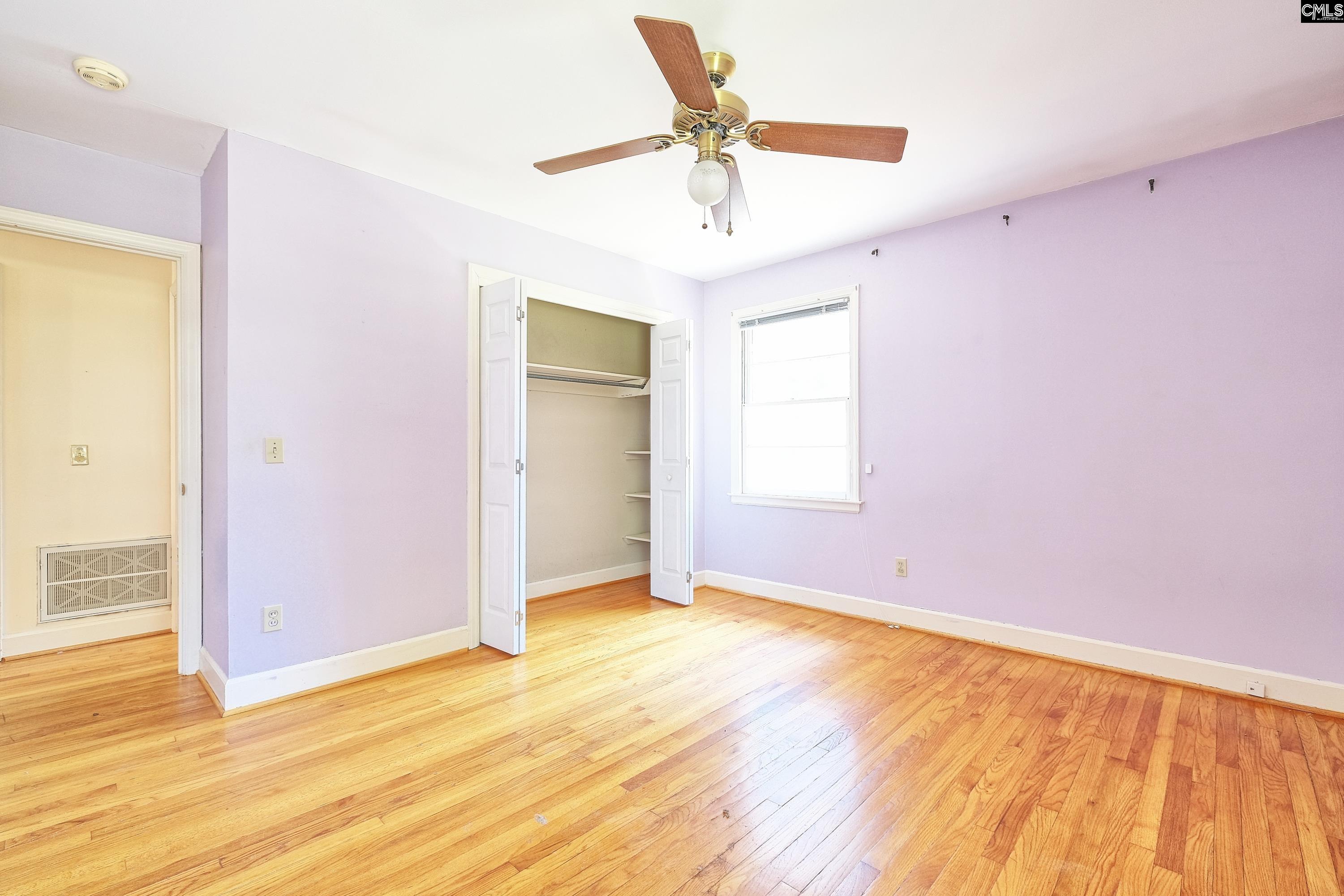 947 Laurie Ln