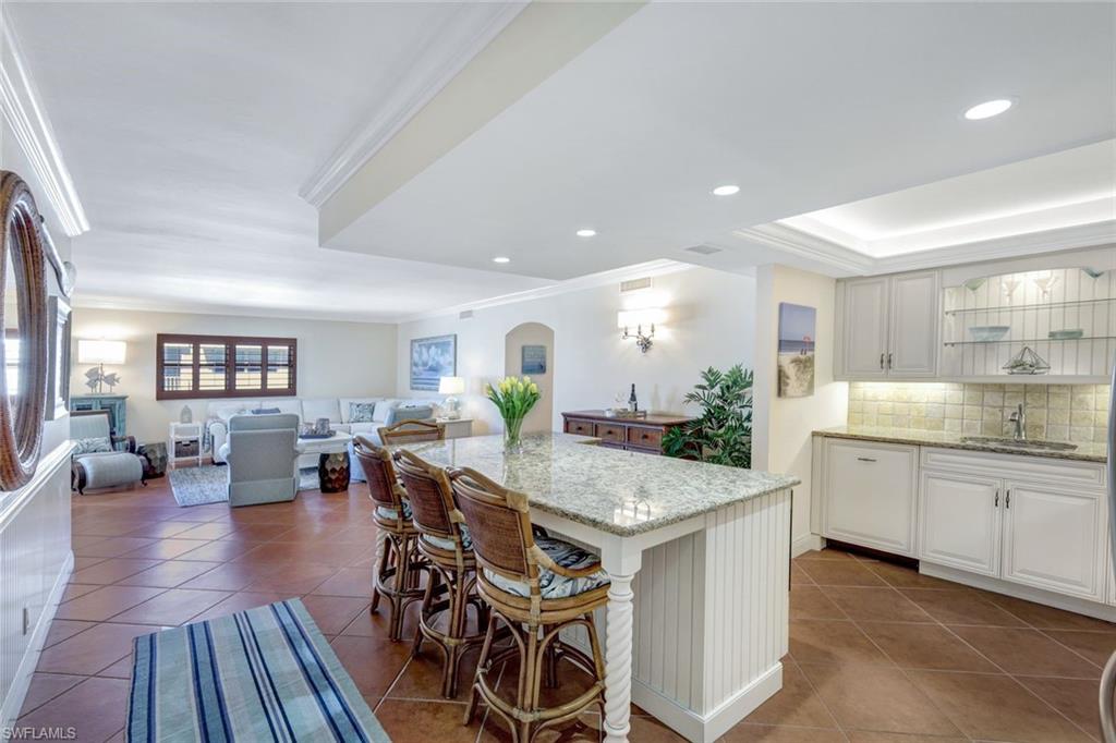 1919 Gulf Shore BLVD N # 603