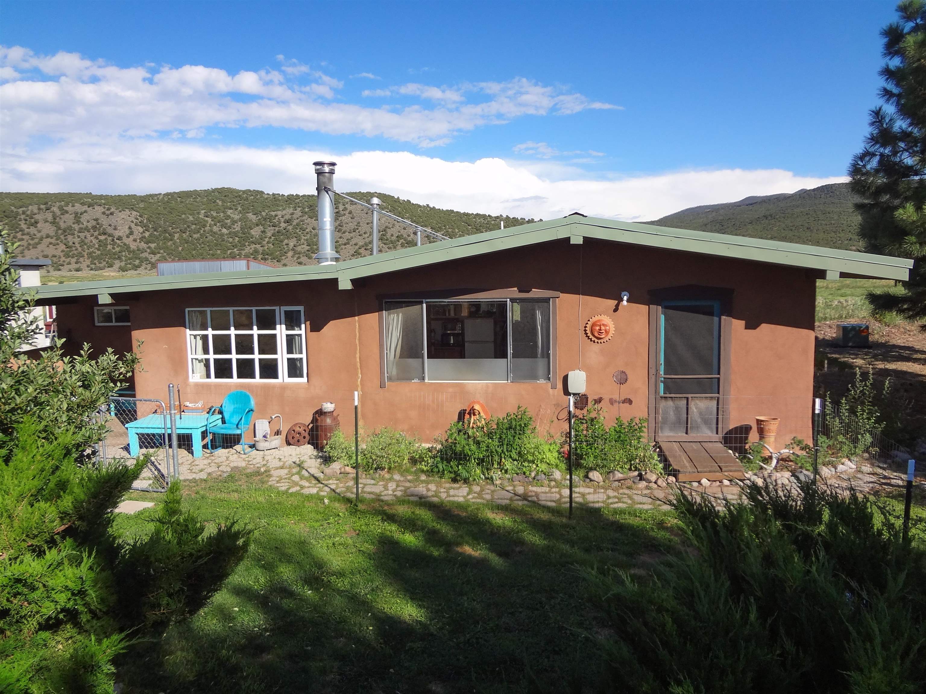 47 A Poleo Road