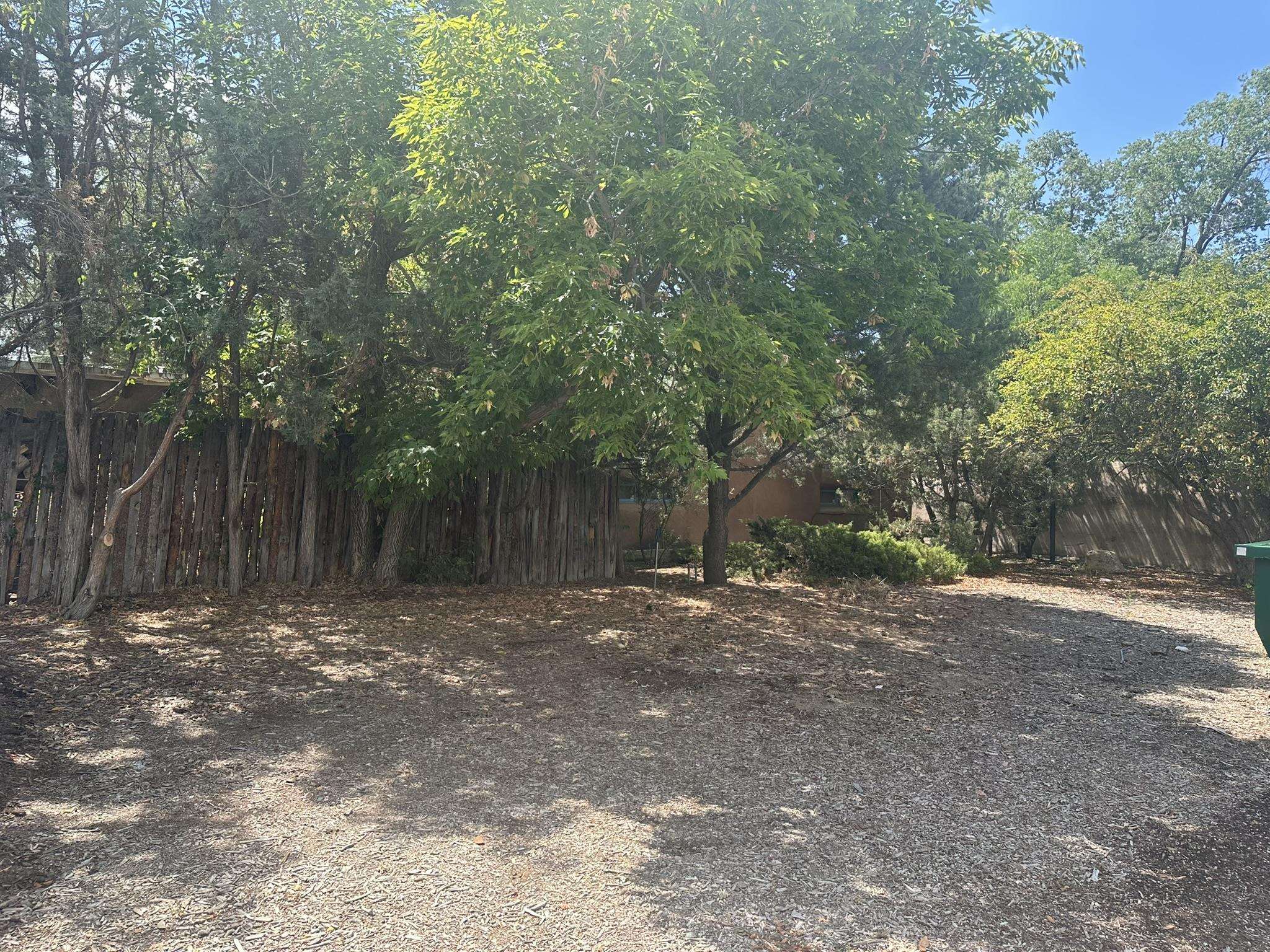 120 Ranchitos Road