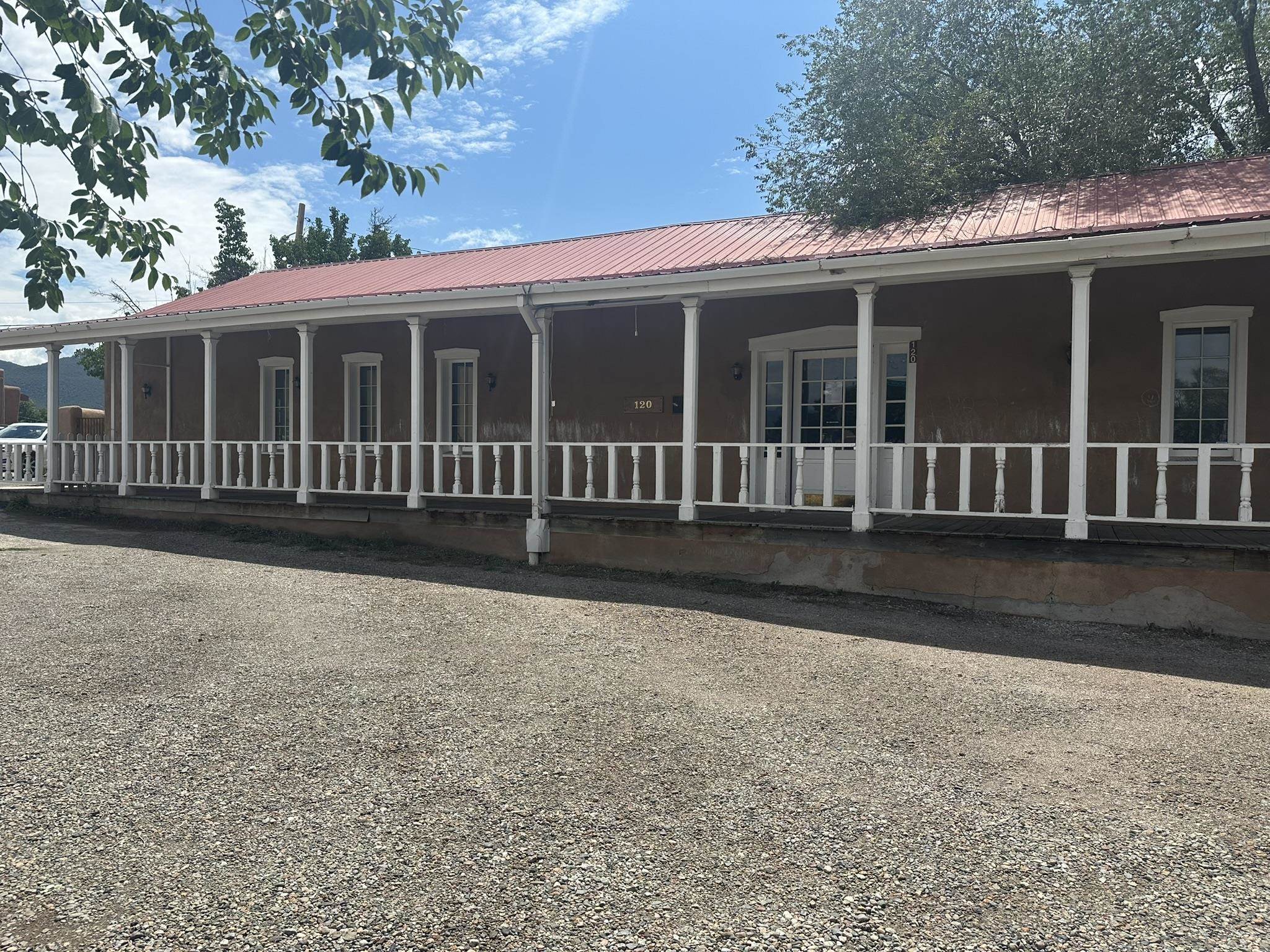 120 Ranchitos Road