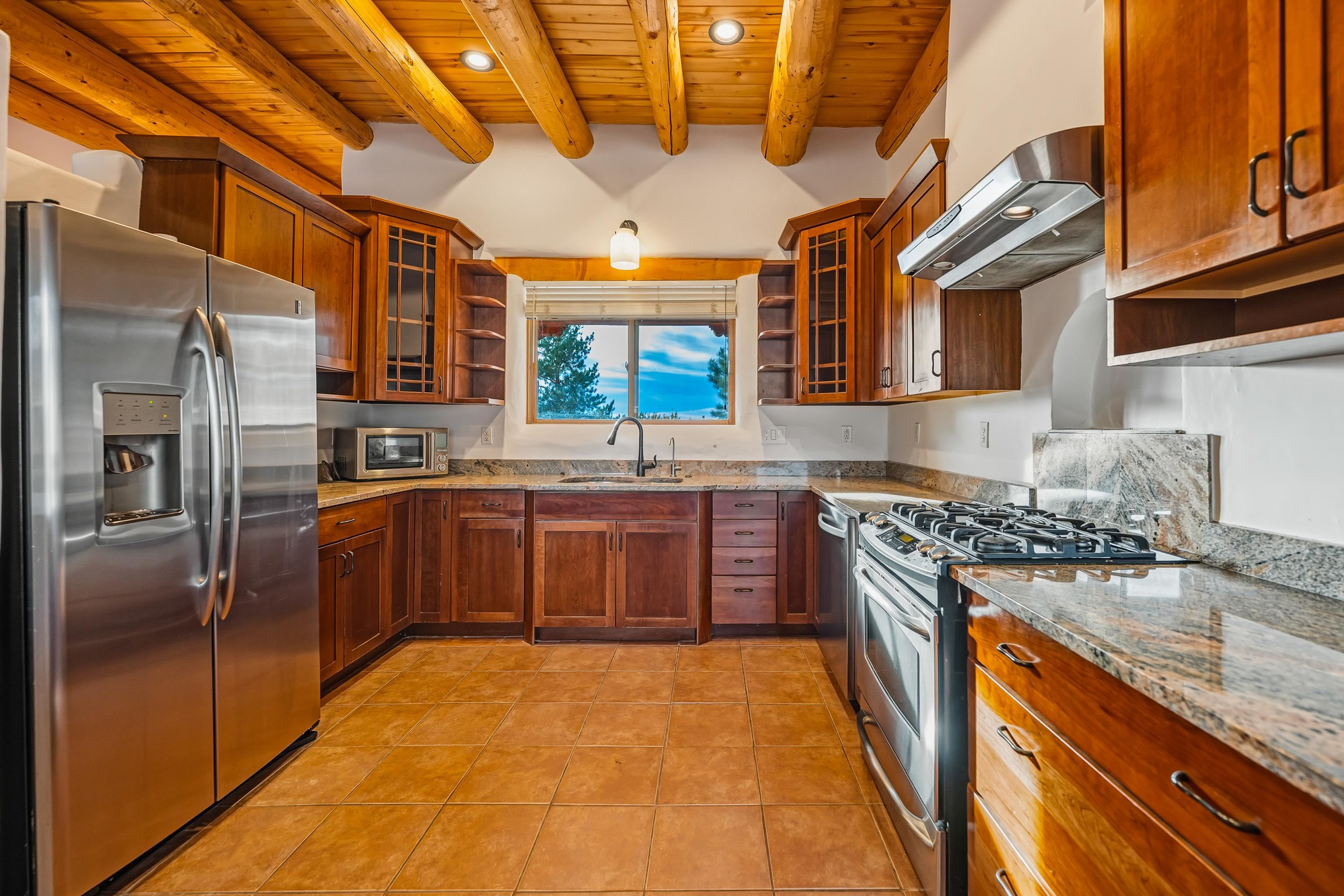 9 Desiderio Rd