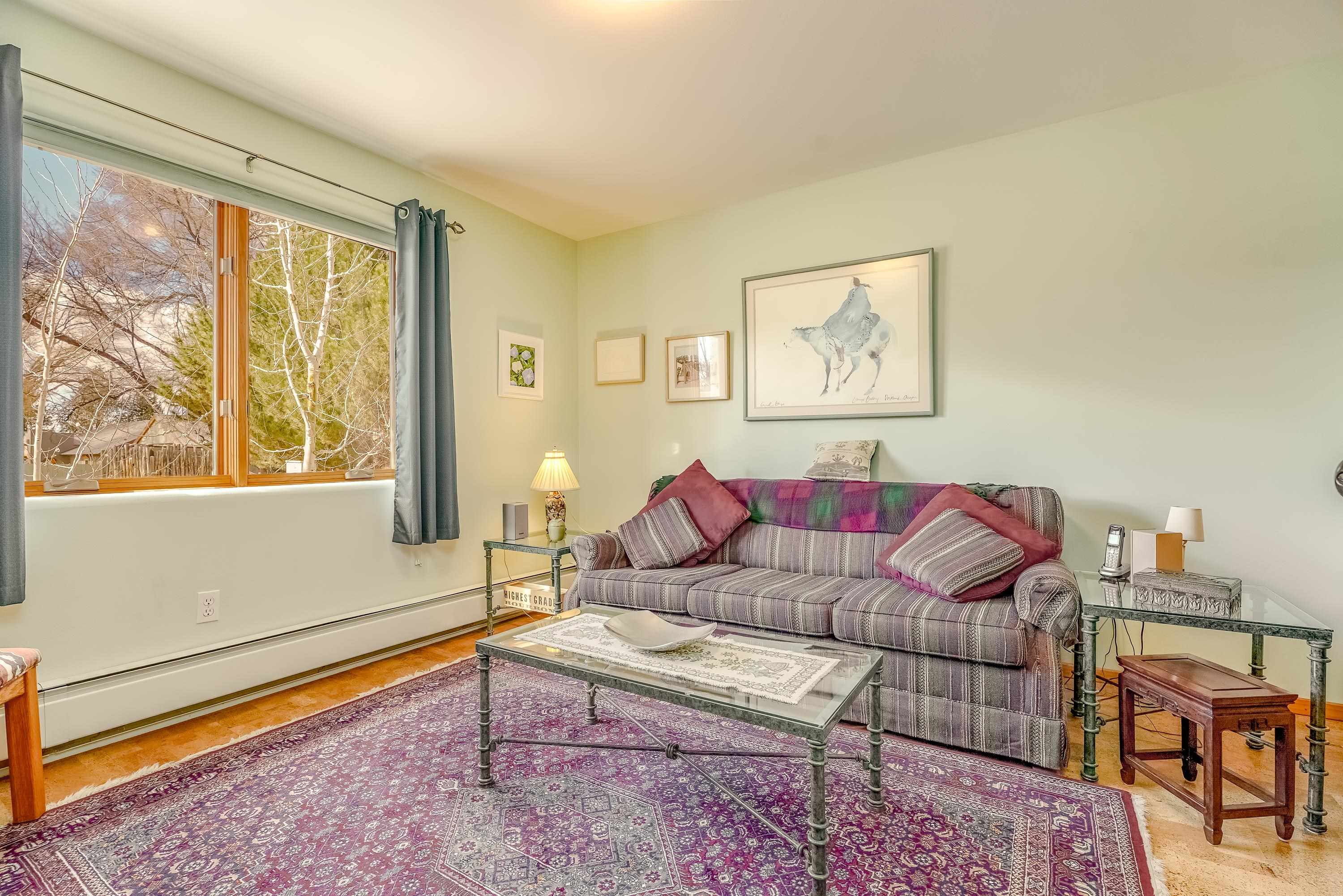 525 La Lomita Unit: H