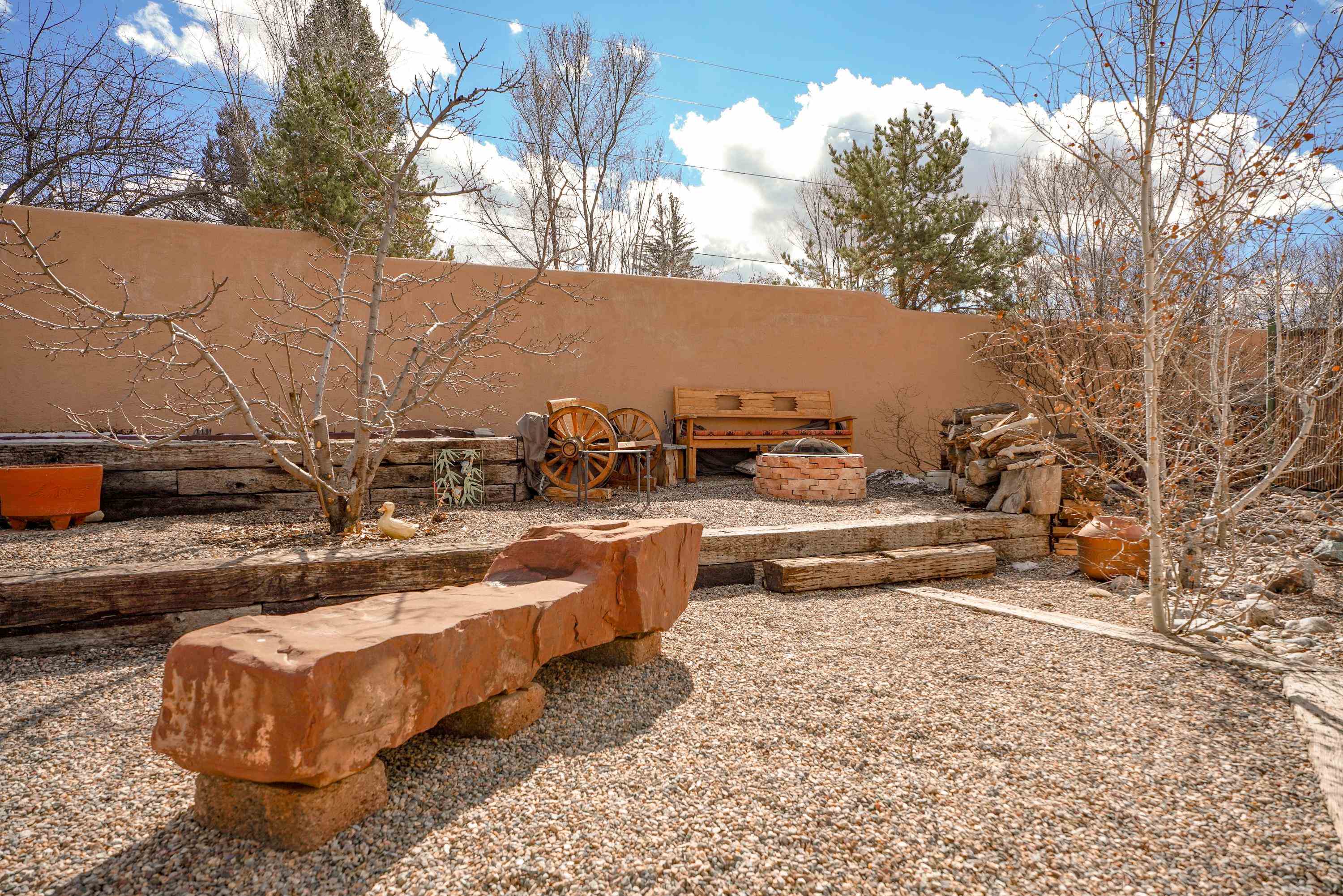 525 La Lomita Unit: H