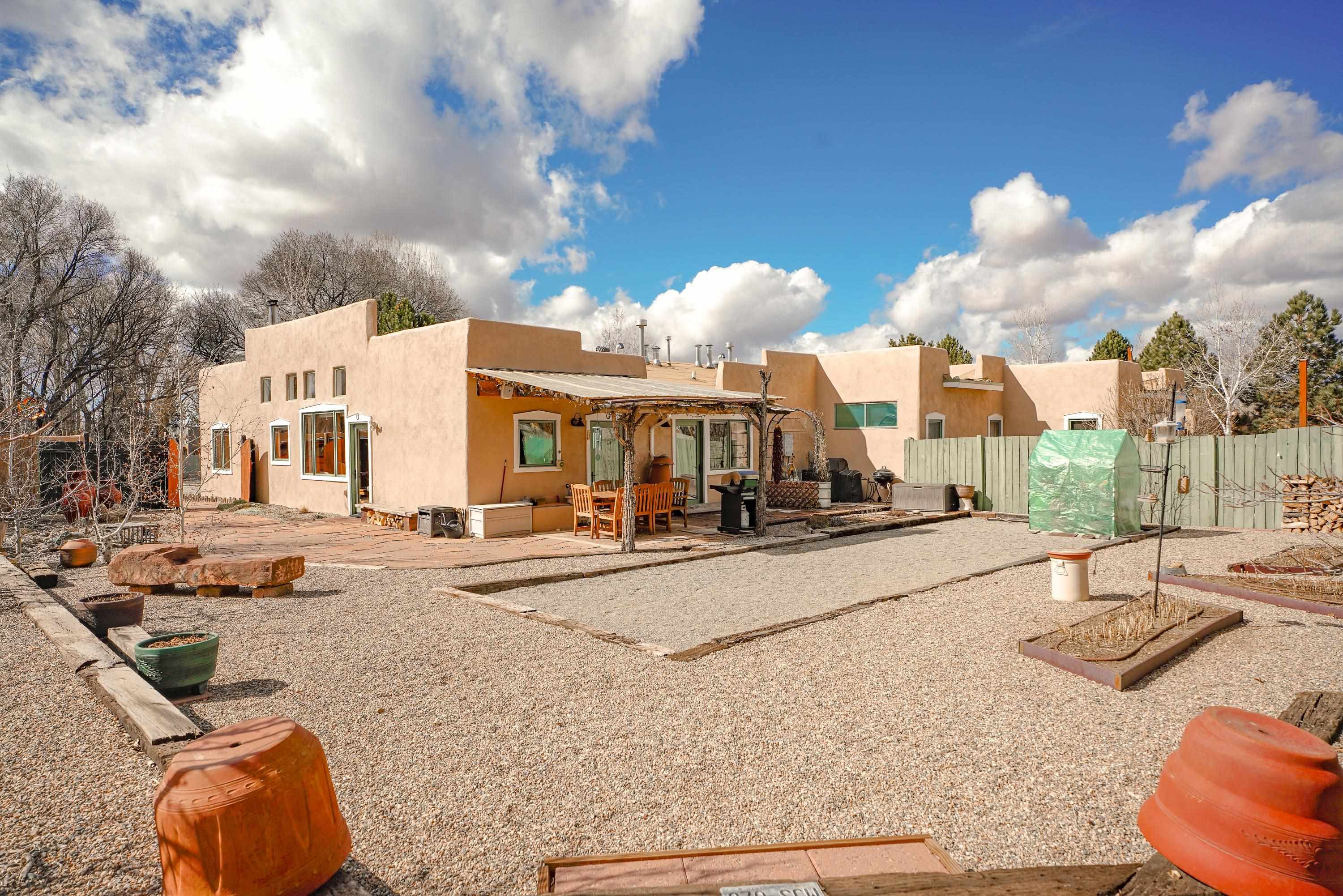 525 La Lomita Unit: H