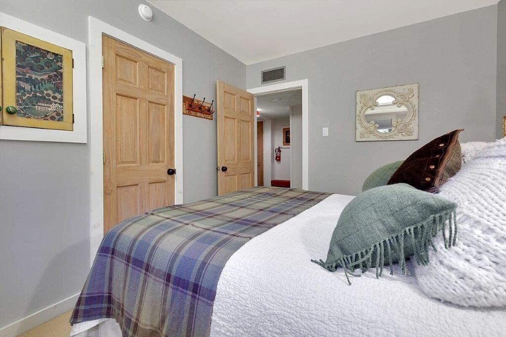 35 Firehouse Road Unit: 4