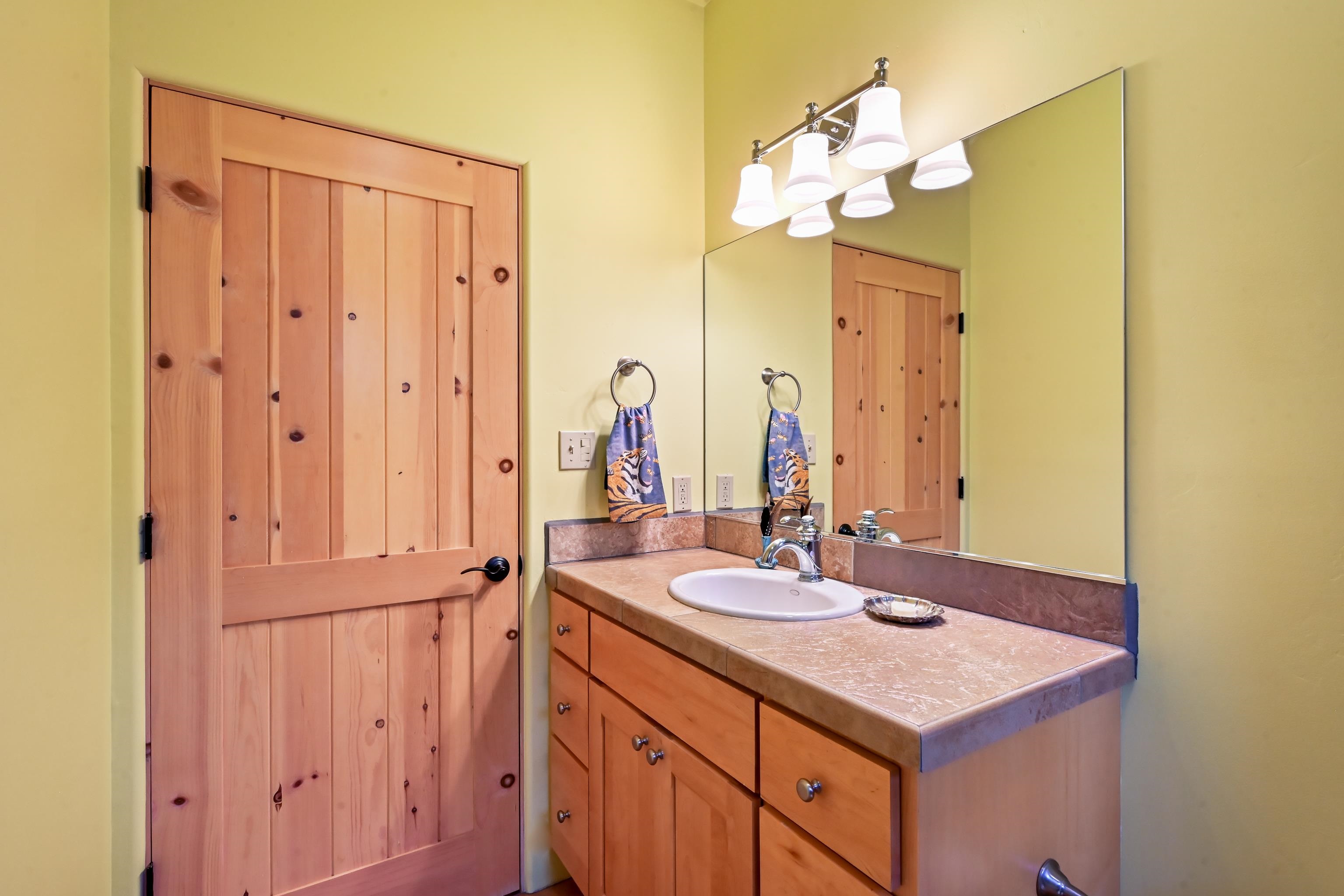 1040 Calle Palomita Unit: 11