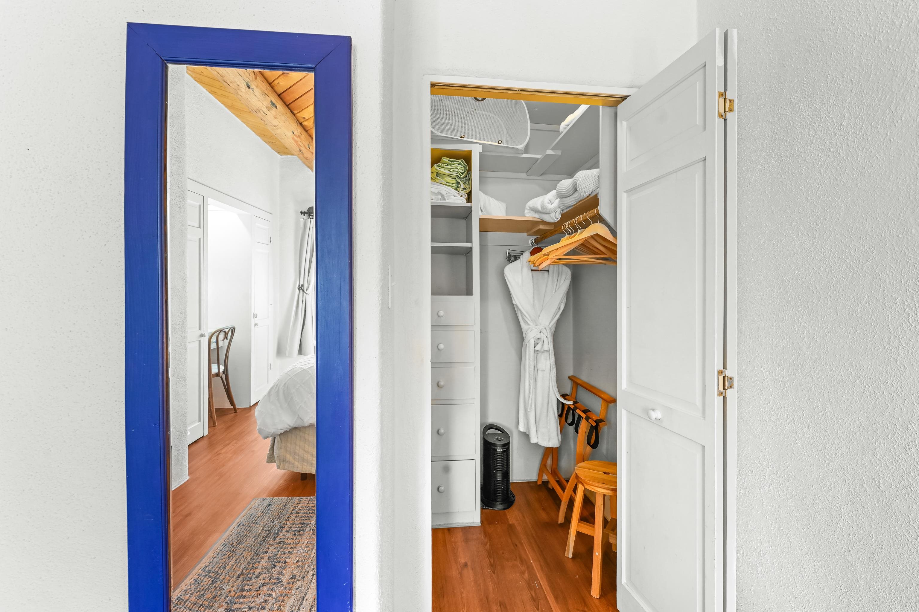 226 Kit Carson Rd Unit: Cottonwood 4