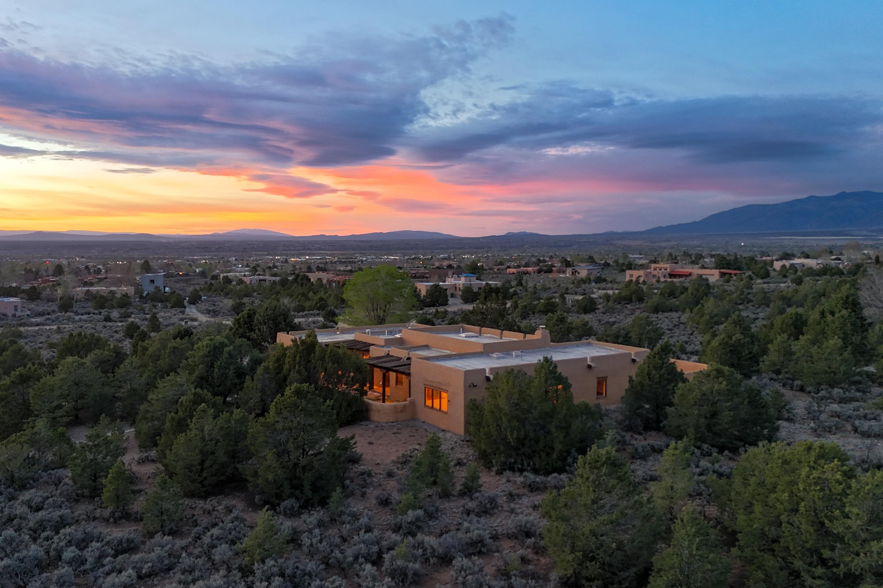 1479 Monterey Dr