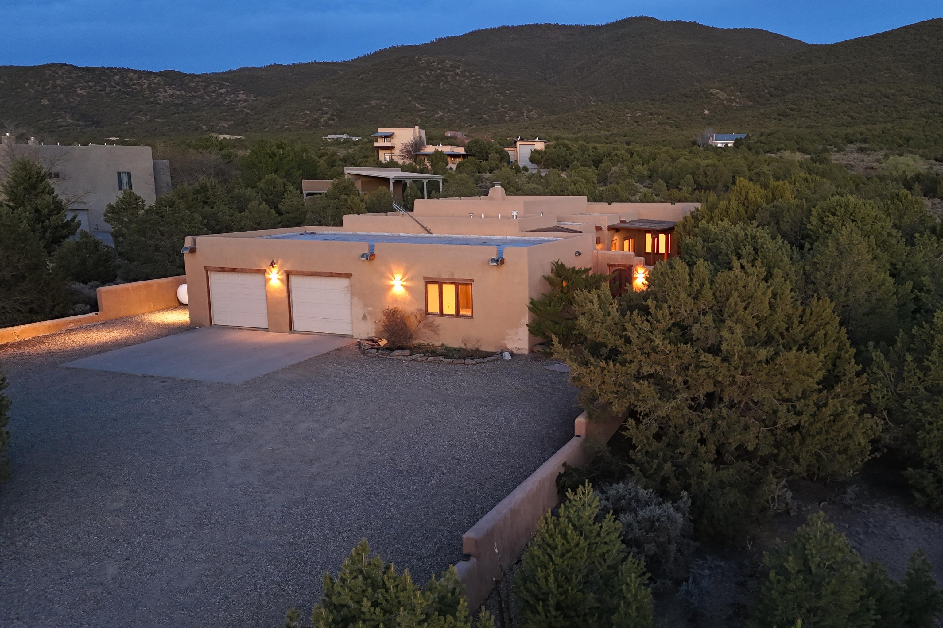 1479 Monterey Dr