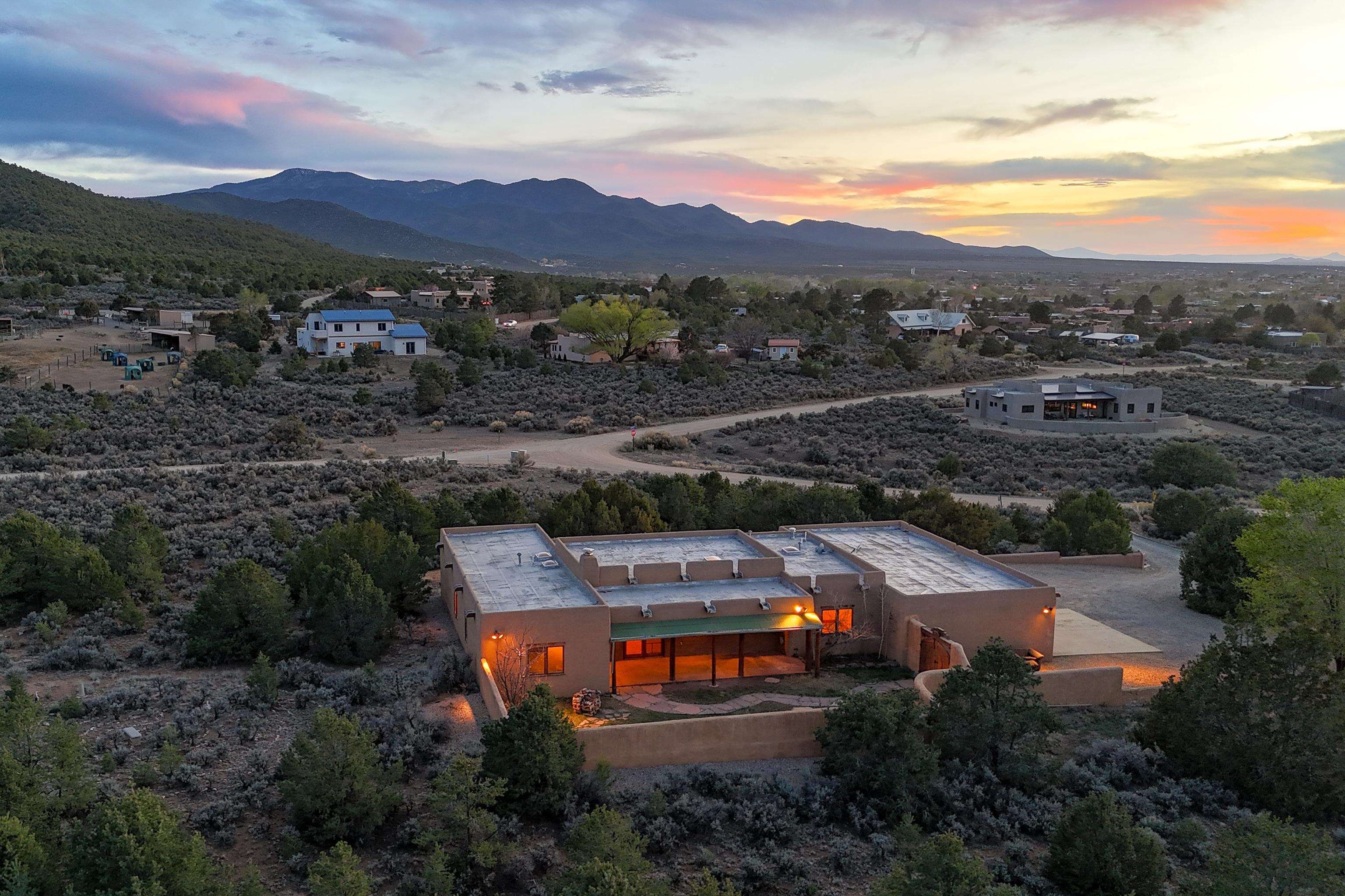1479 Monterey Dr