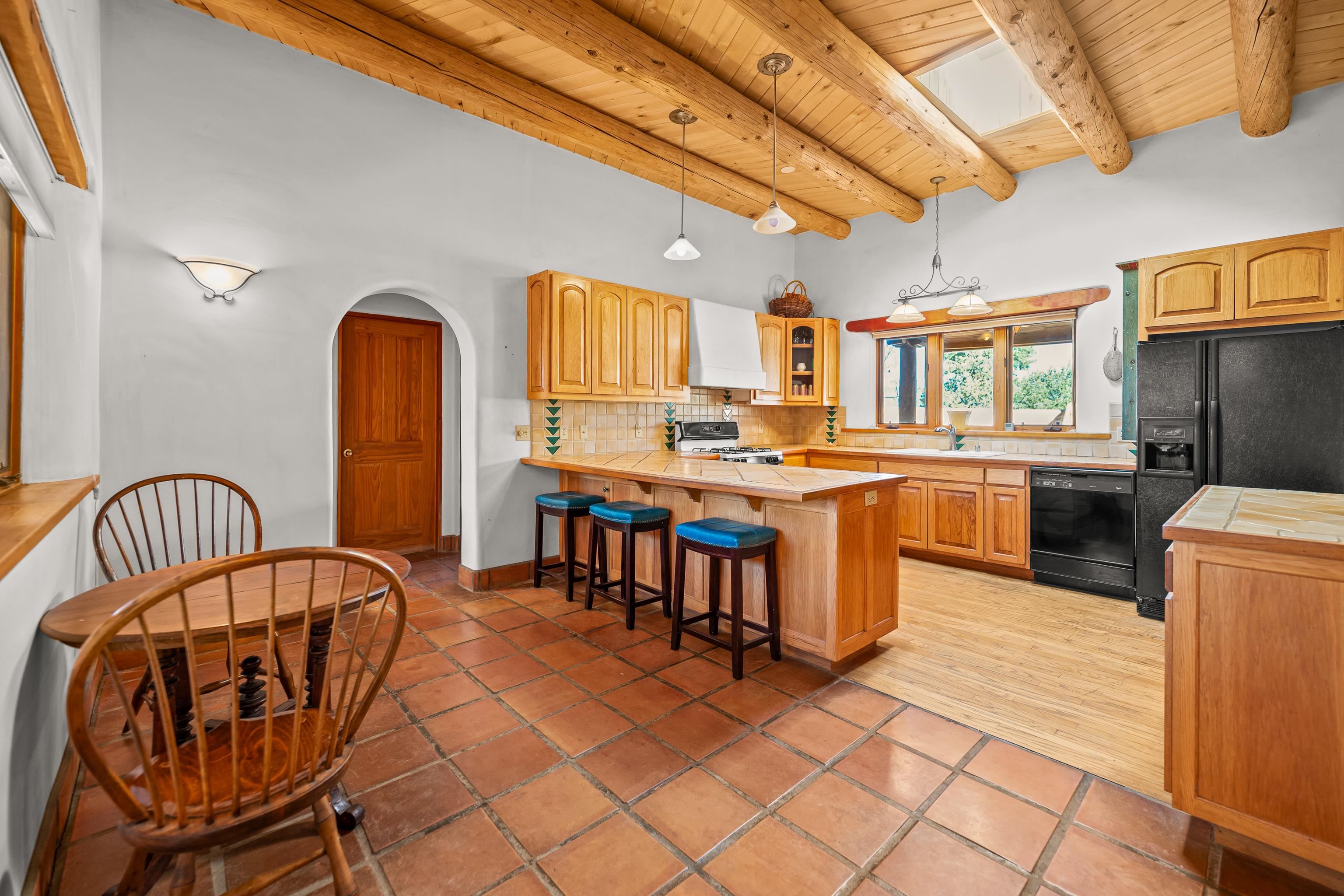 1479 Monterey Dr