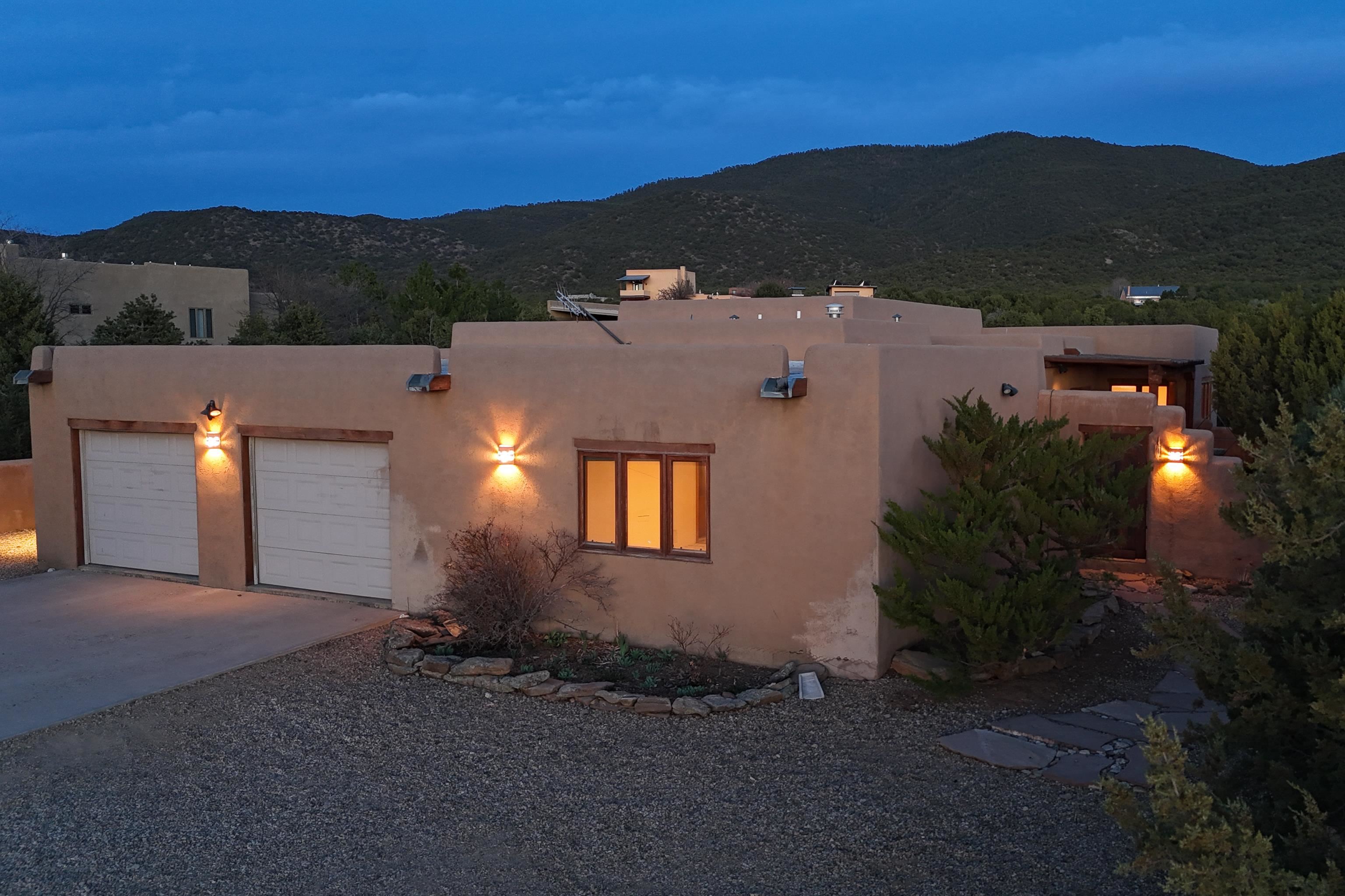 1479 Monterey Dr