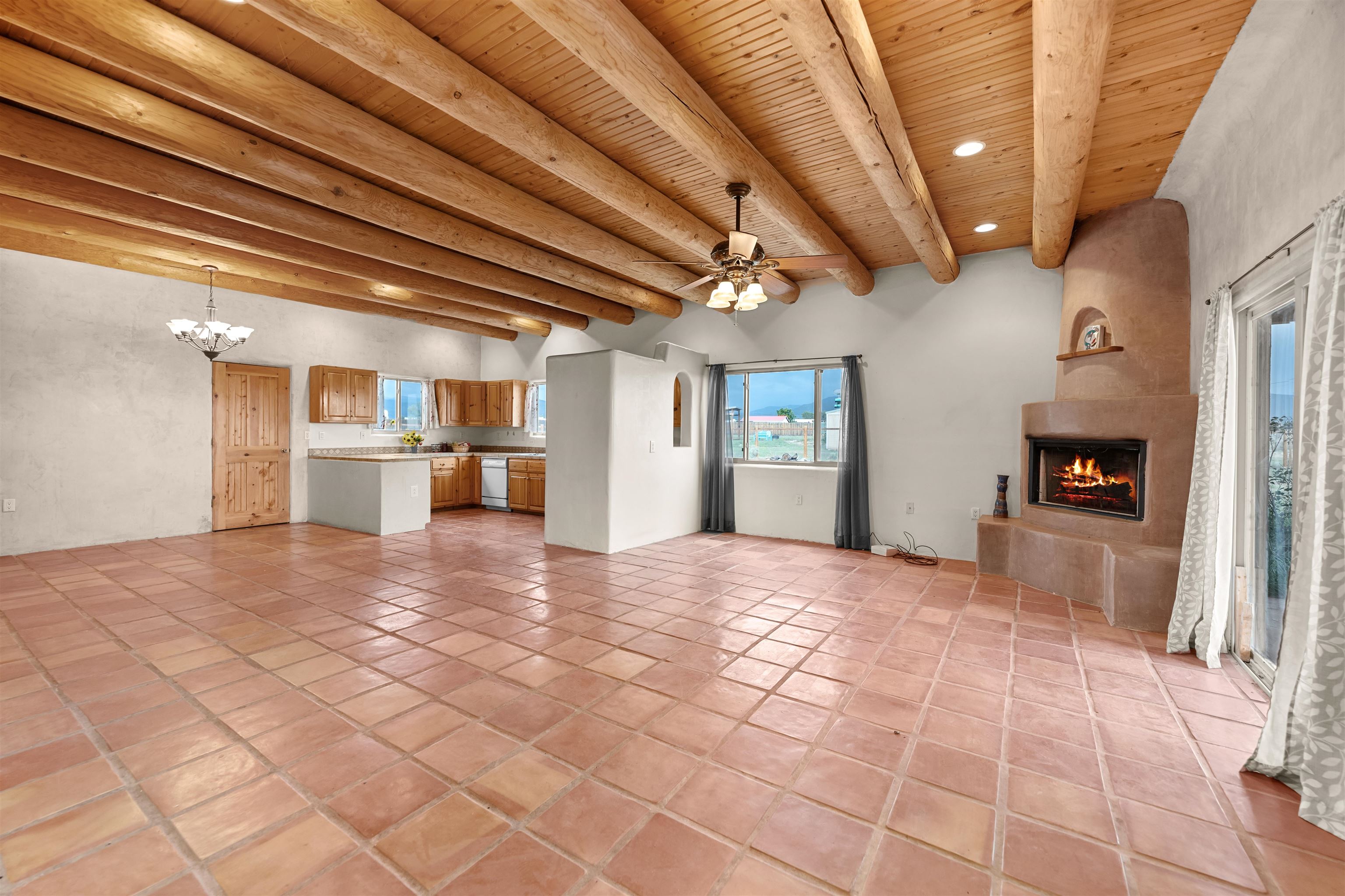 137 West Romero Road