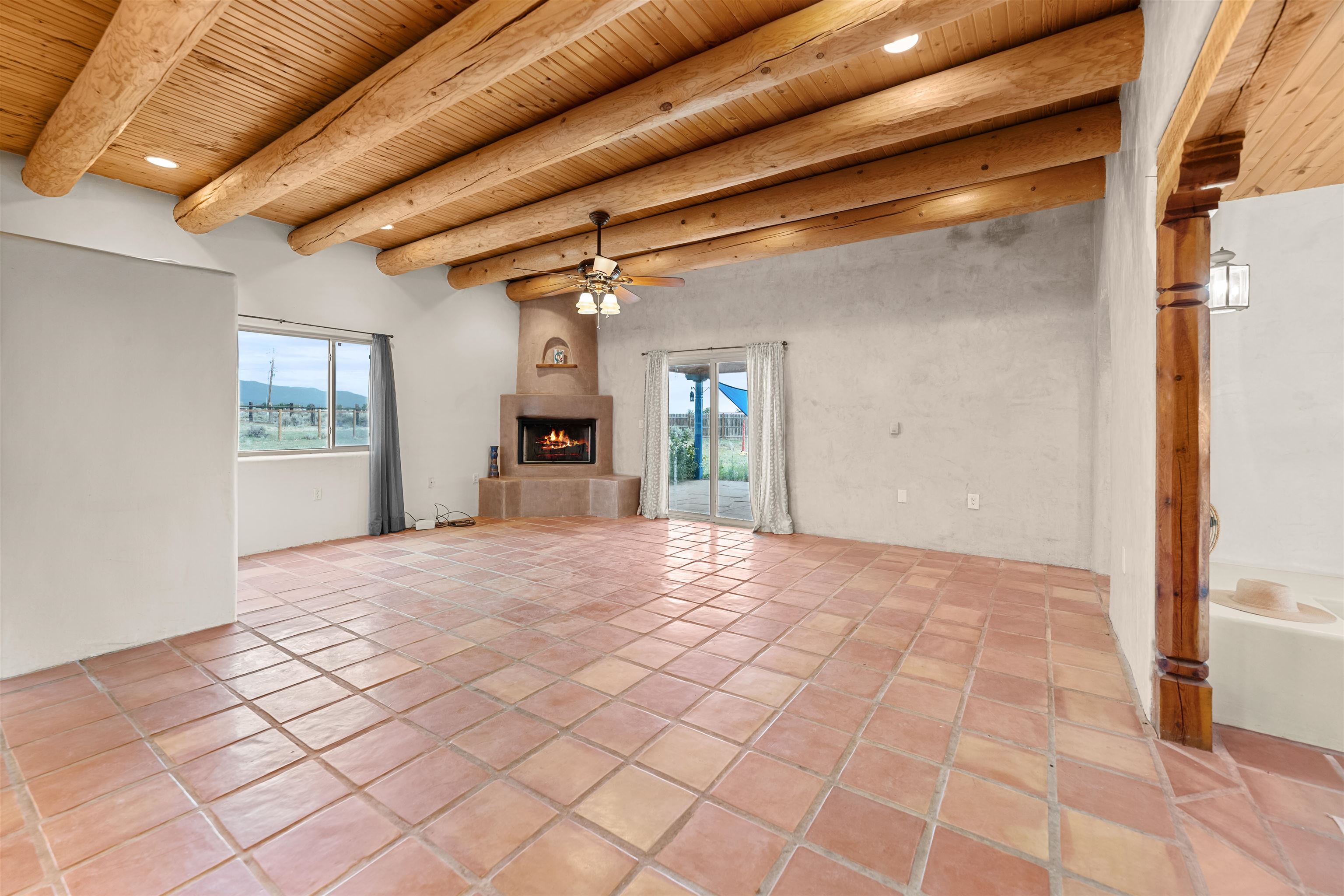 137 West Romero Road