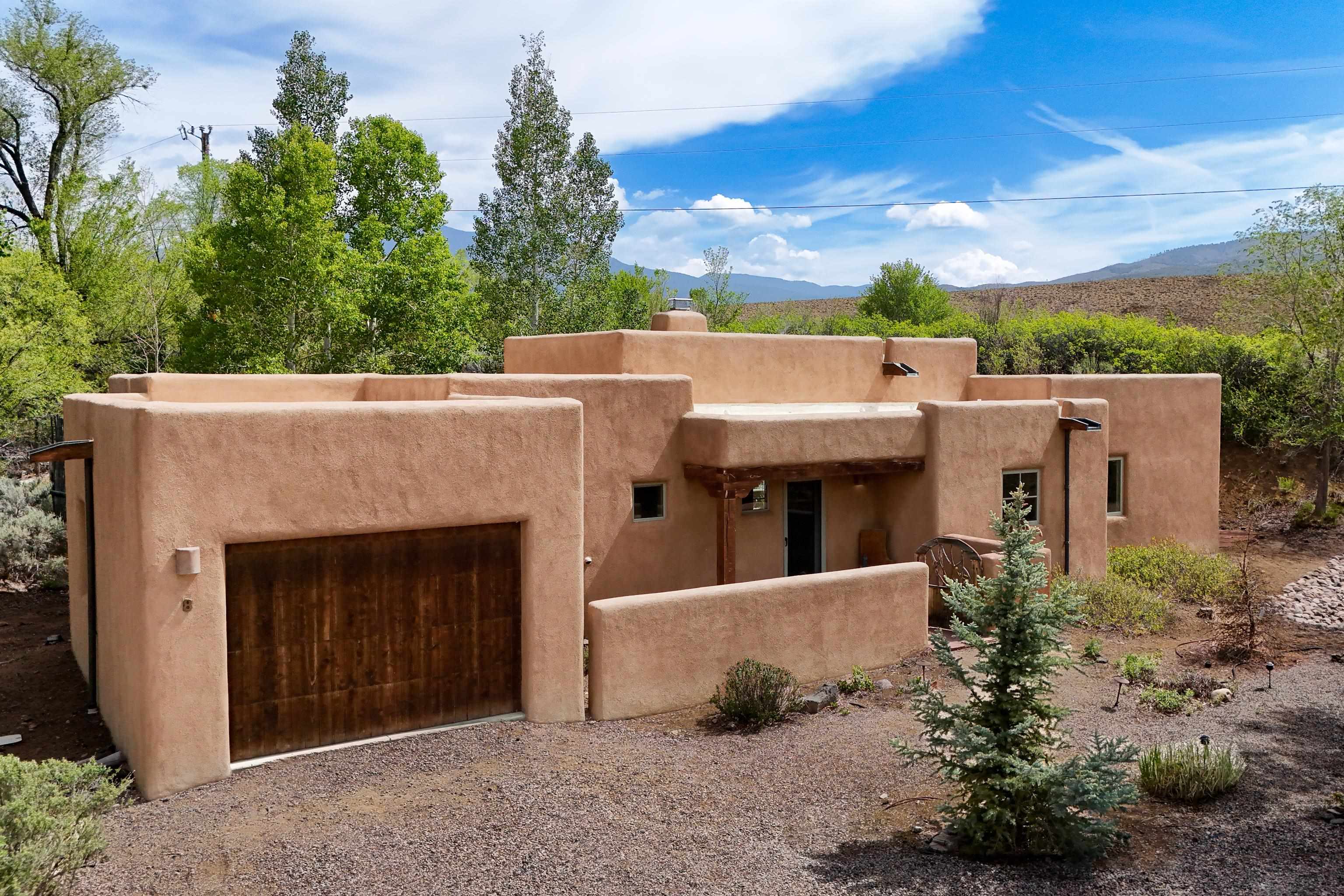 215 Mariposa Place Unit: 8