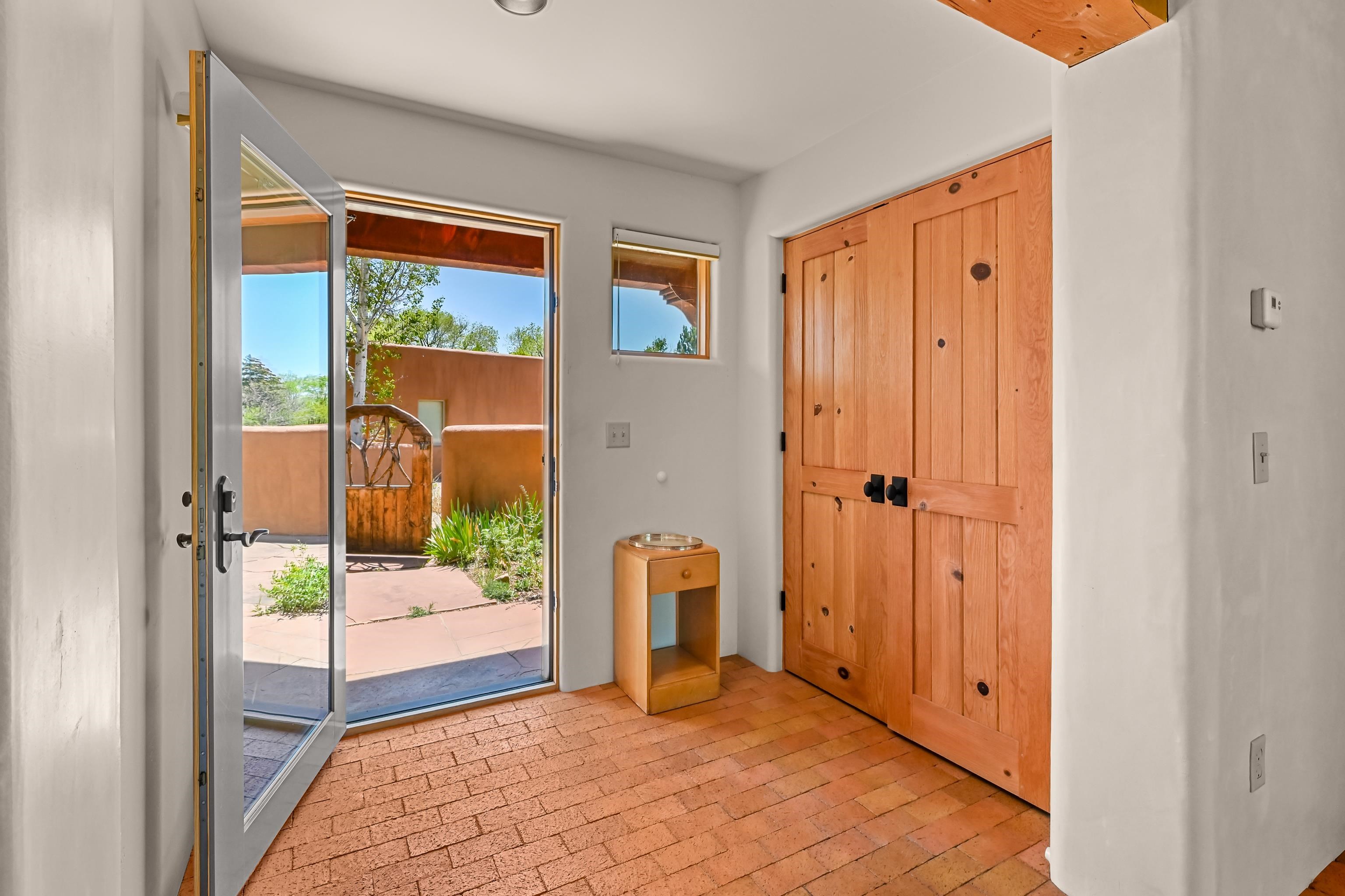 215 Mariposa Place Unit: 8