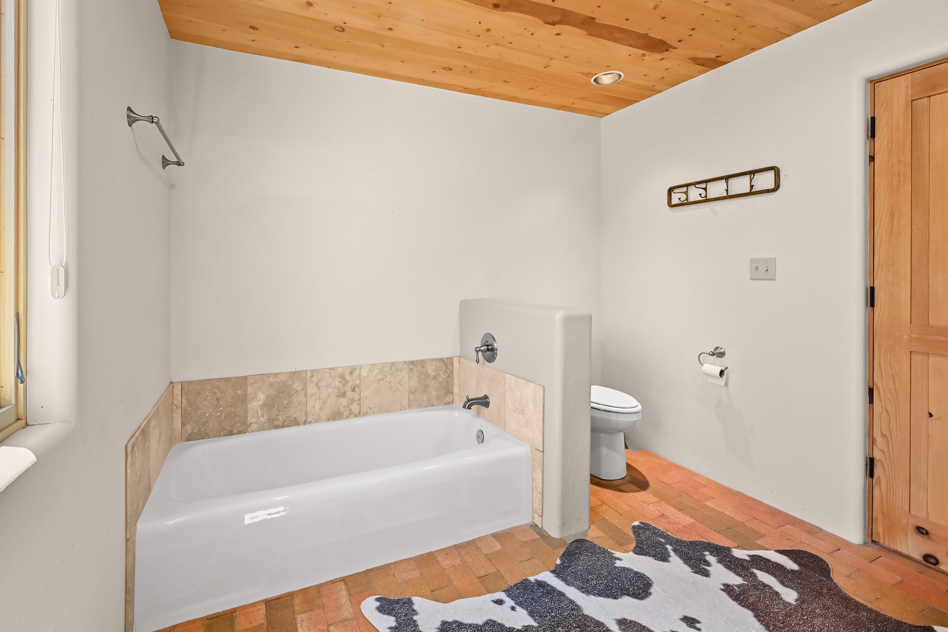 215 Mariposa Place Unit: 8