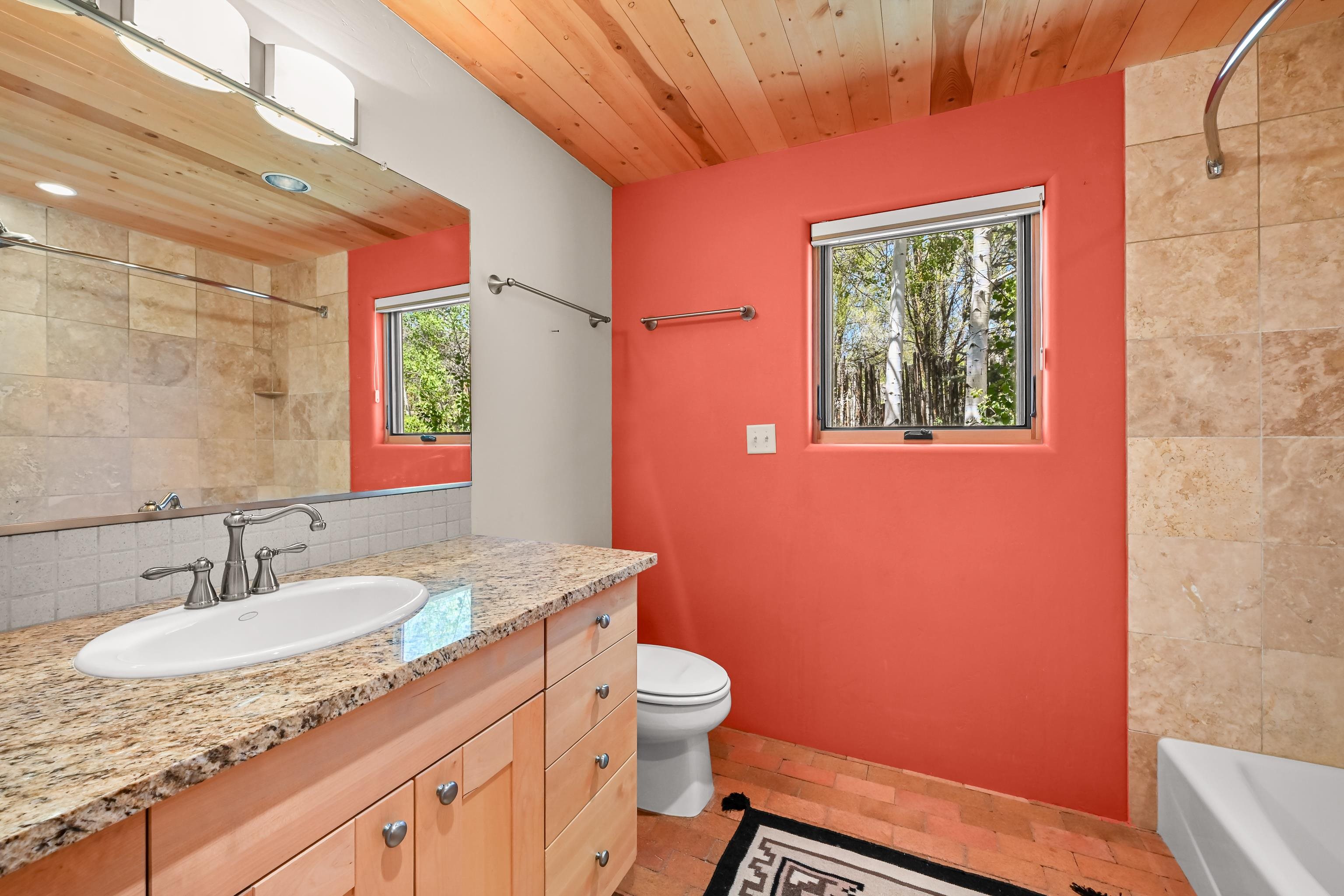215 Mariposa Place Unit: 8