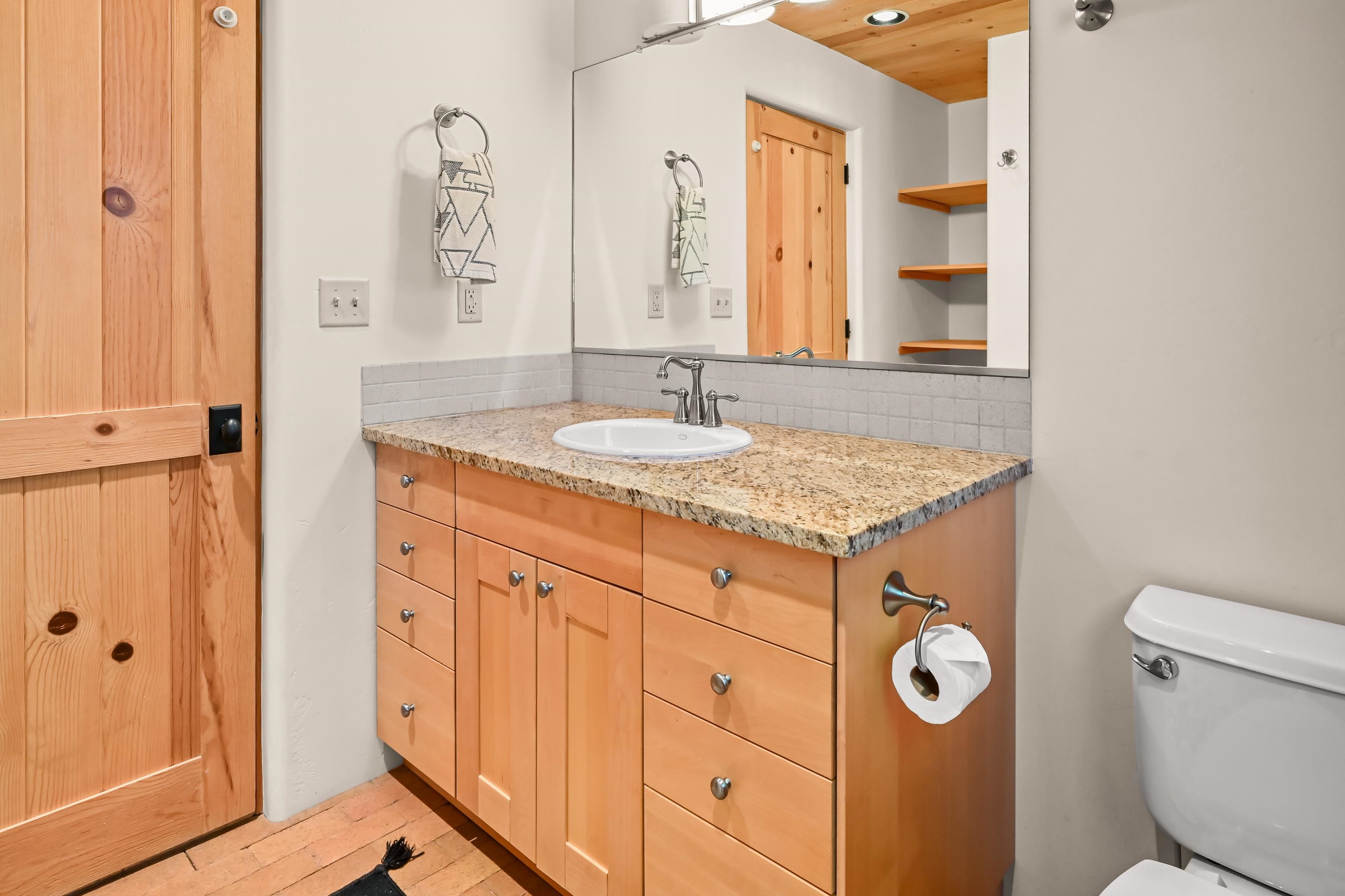 215 Mariposa Place Unit: 8